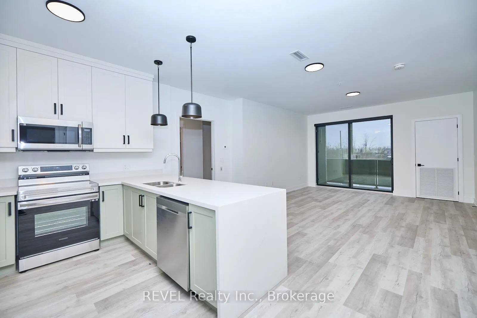 Photo 6 of Unit 207, 300B Fourth Avenue, St. Catharines, Ridley — HOMEH