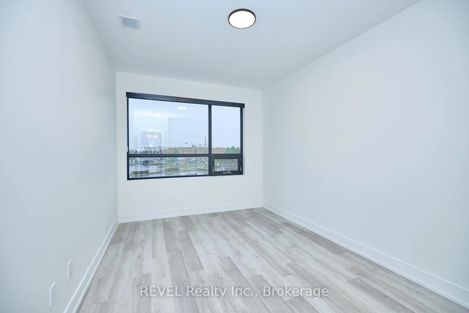 Photo 10 of Unit 207, 300B Fourth Avenue, St. Catharines, Ridley — HOMEH