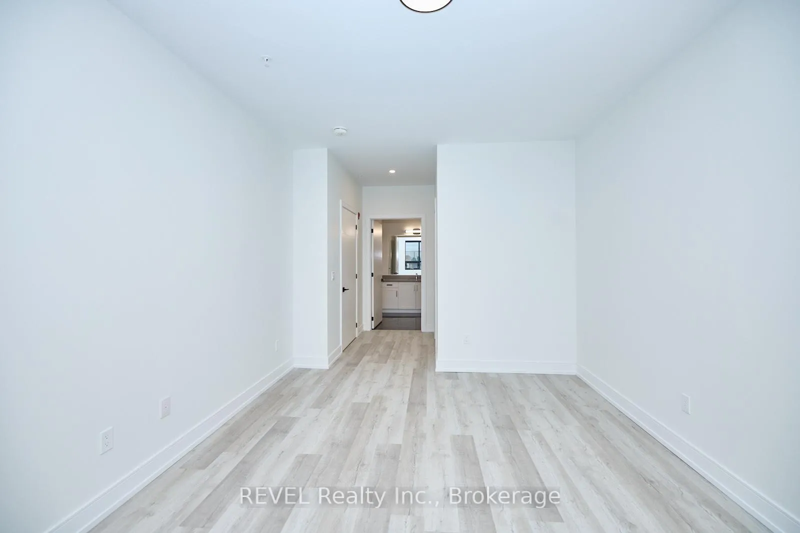 Photo 12 of Unit 207, 300B Fourth Avenue, St. Catharines, Ridley — HOMEH