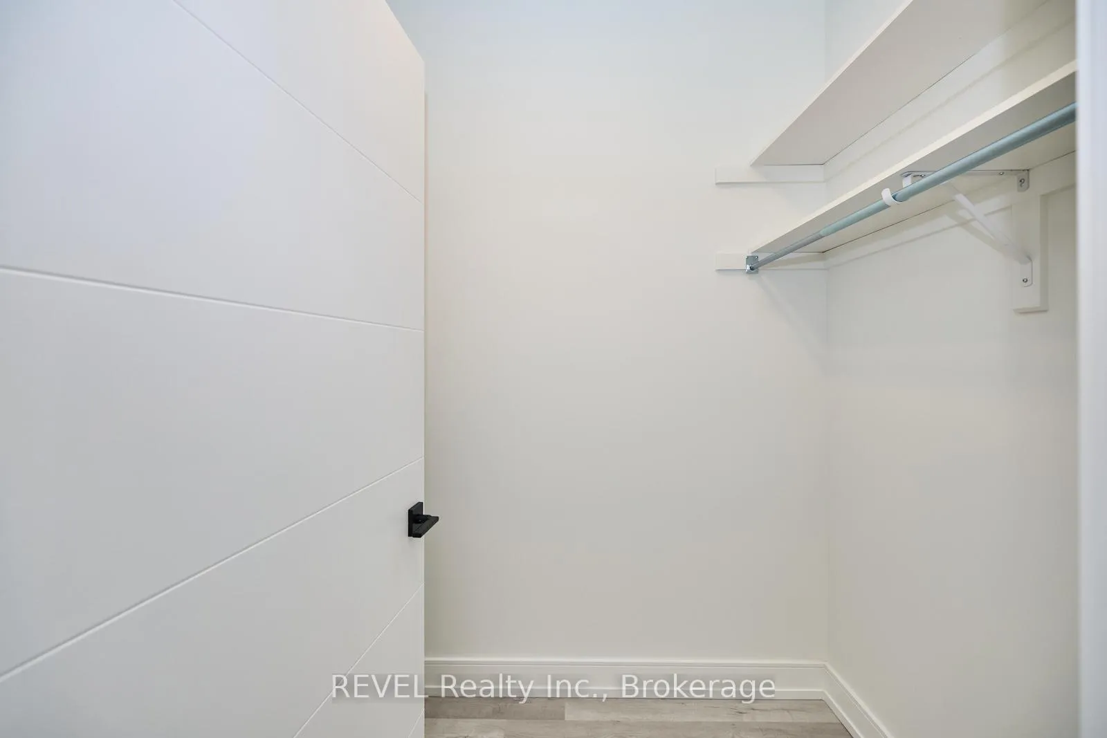 Photo 14 of Unit 207, 300B Fourth Avenue, St. Catharines, Ridley — HOMEH