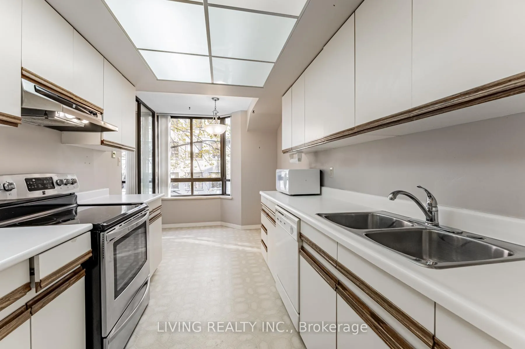 Photo 2 of Unit 308, 280 Simcoe Street, Toronto, Kensington-Chinatown — HOMEH