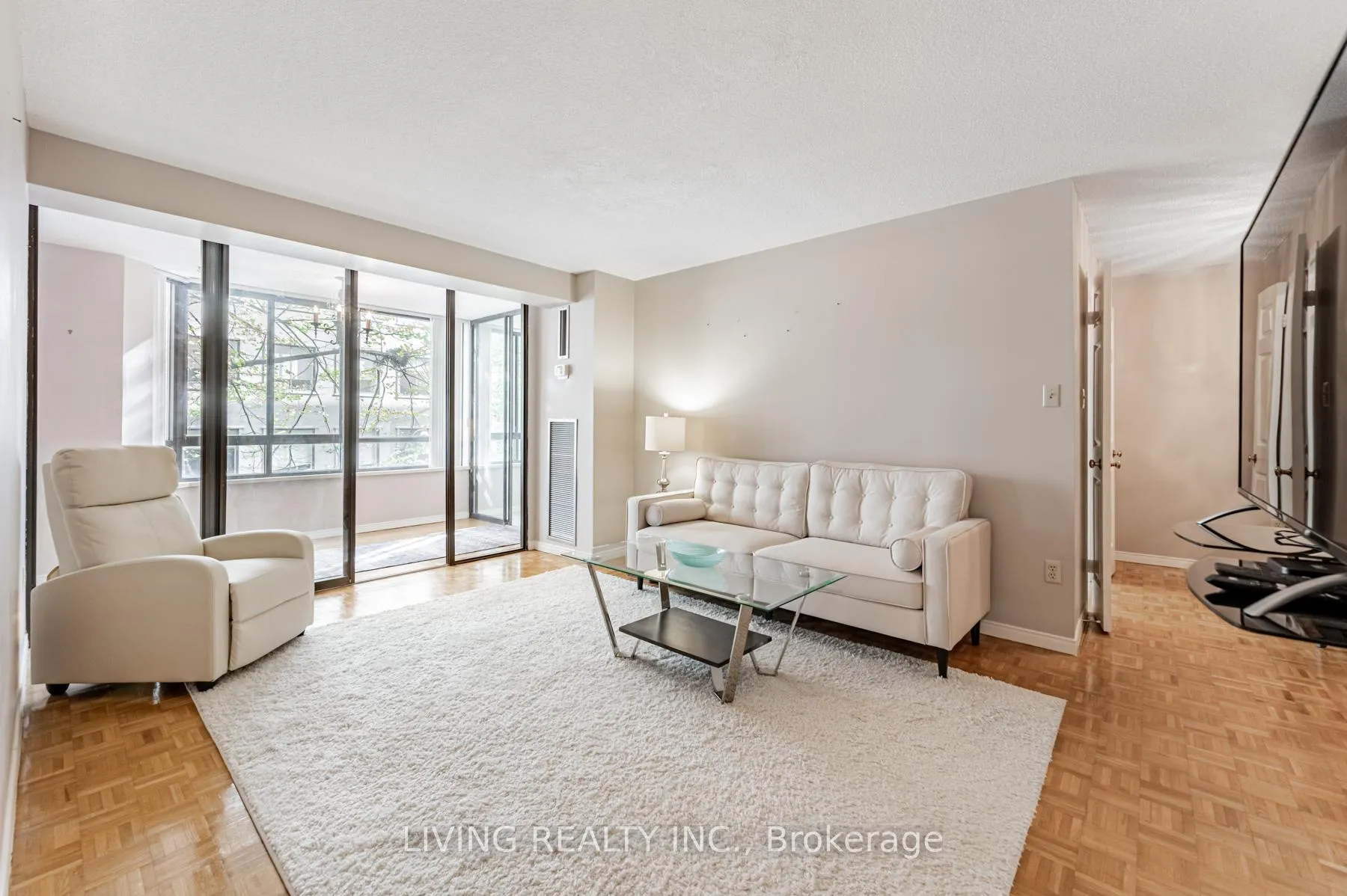 Photo 9 of Unit 308, 280 Simcoe Street, Toronto, Kensington-Chinatown — HOMEH