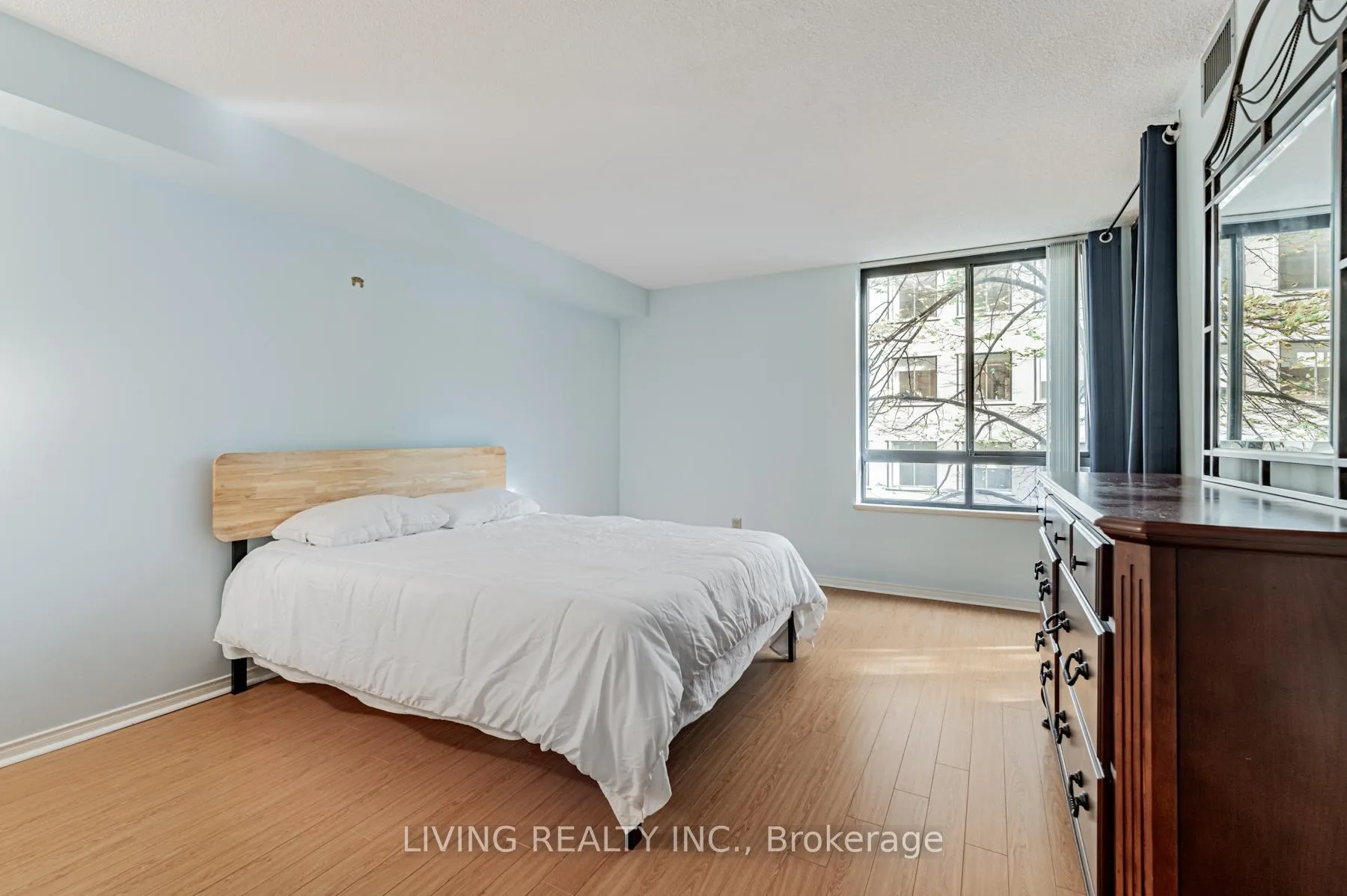Photo 14 of Unit 308, 280 Simcoe Street, Toronto, Kensington-Chinatown — HOMEH