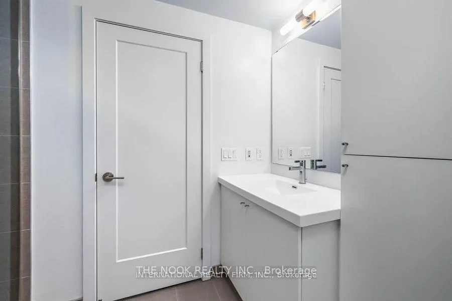 Photo 14 of Unit 803, 2550 Simcoe Street N, Oshawa, Windfields — HOMEH