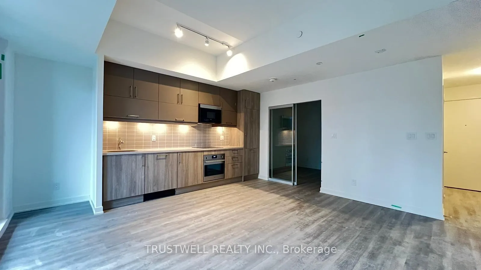 Photo 1 of Unit 1012, 292 Verdale Crossing, Markham, Unionville — HOMEH