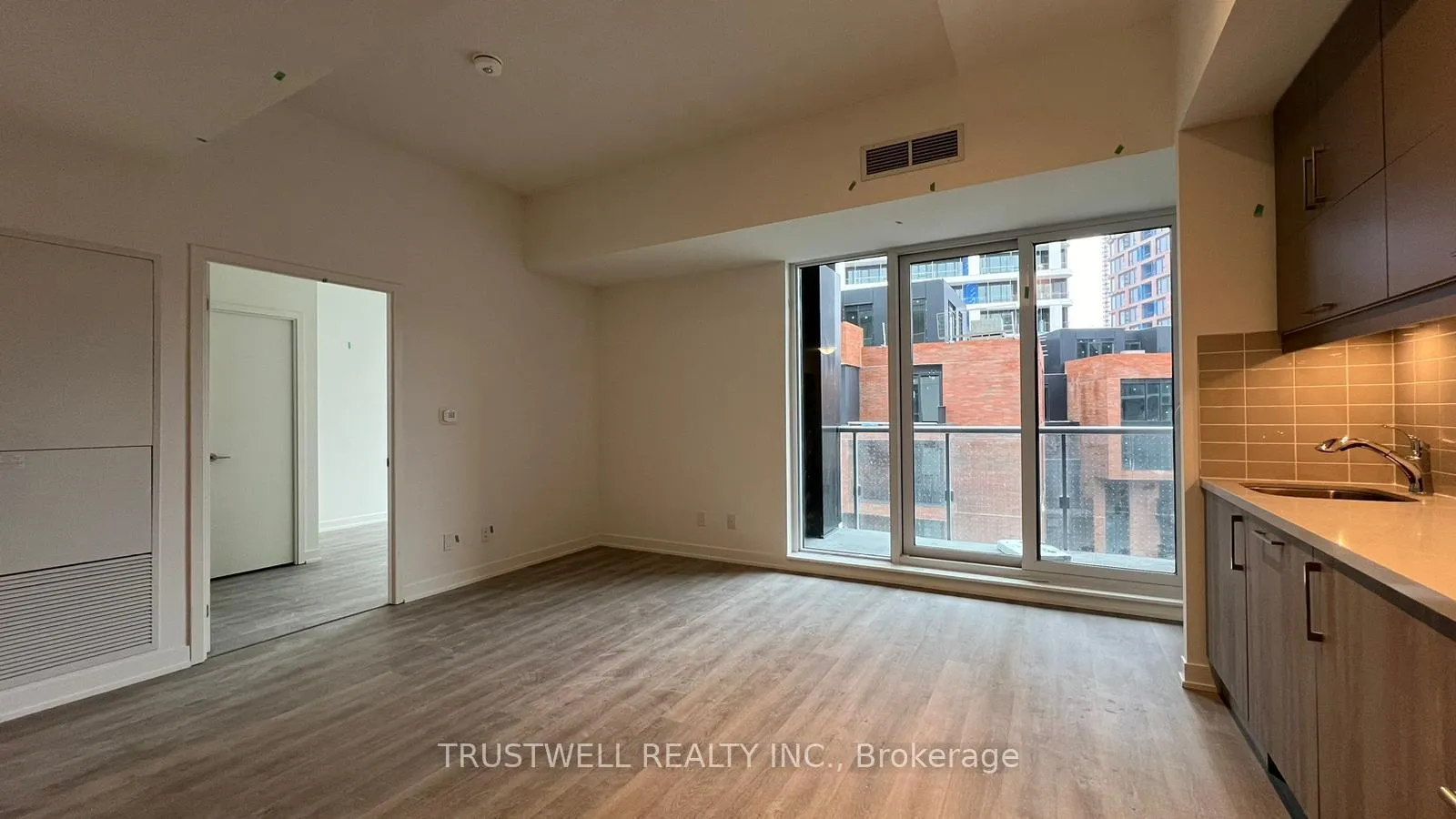 Photo 7 of Unit 1012, 292 Verdale Crossing, Markham, Unionville — HOMEH