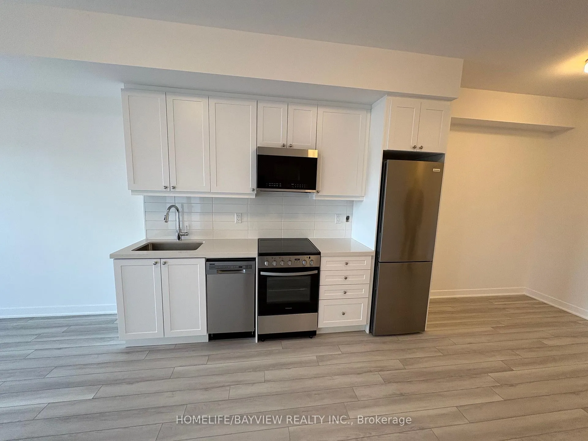 Photo 6 of Unit 507, 55 Clarington Boulevard, Clarington, Bowmanville — HOMEH