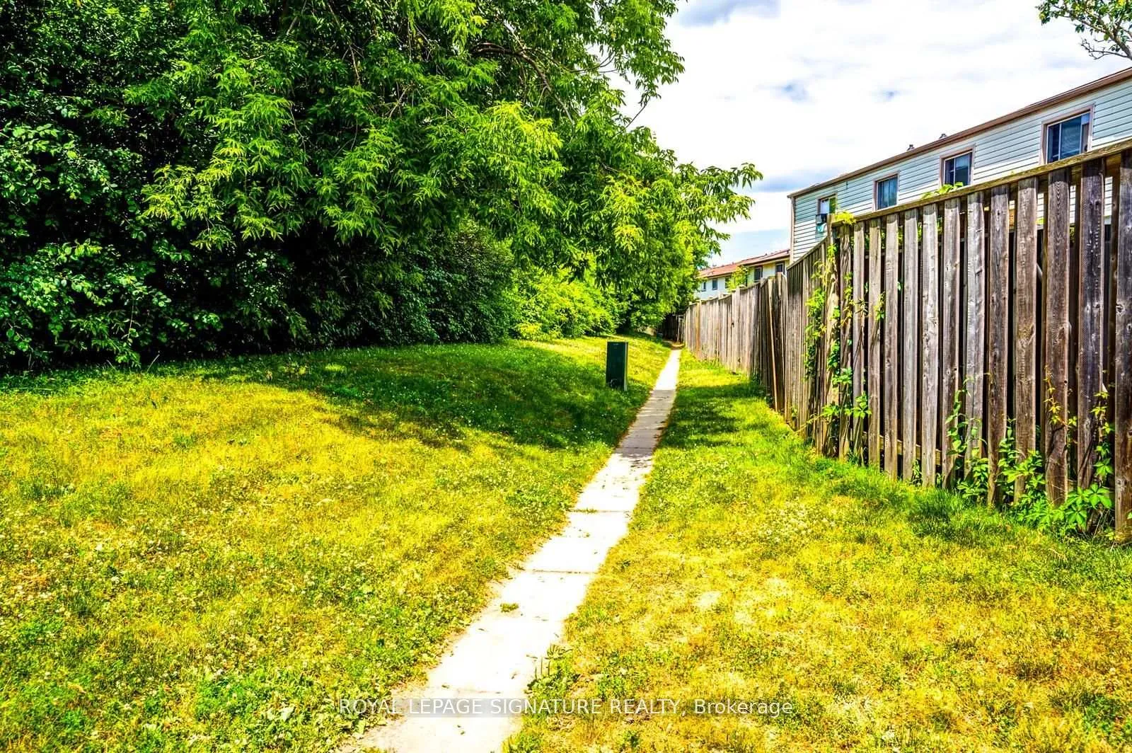 Photo 25 of Unit 44, 120 Nonquon Road, Oshawa, Centennial — HOMEH
