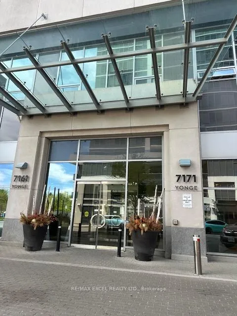 Photo 4 of Unit 802, 7171 Yonge Street, Markham, Grandview — HOMEH