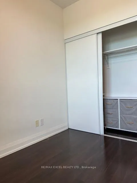 Photo 17 of Unit 802, 7171 Yonge Street, Markham, Grandview — HOMEH