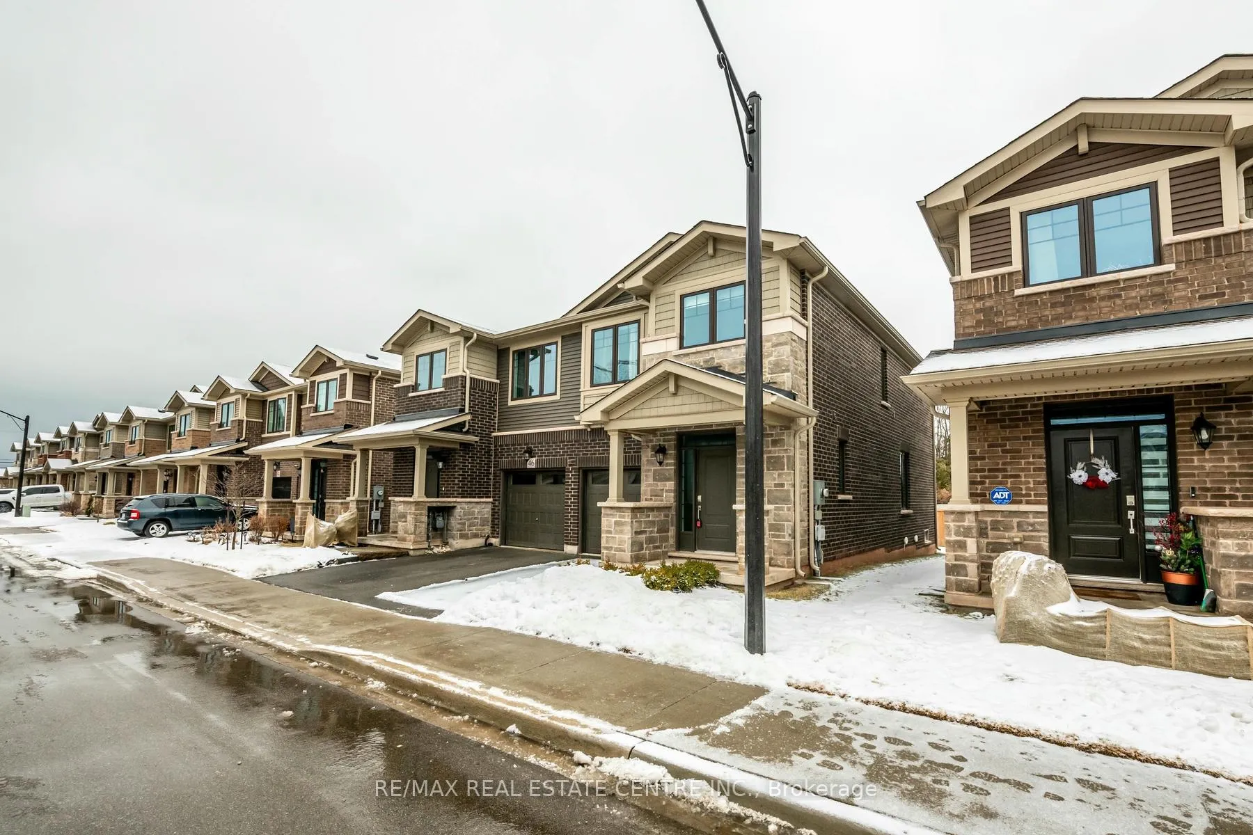 Photo 2 of Unit 47, 288 Glover Street, Hamilton, Fruitland — HOMEH