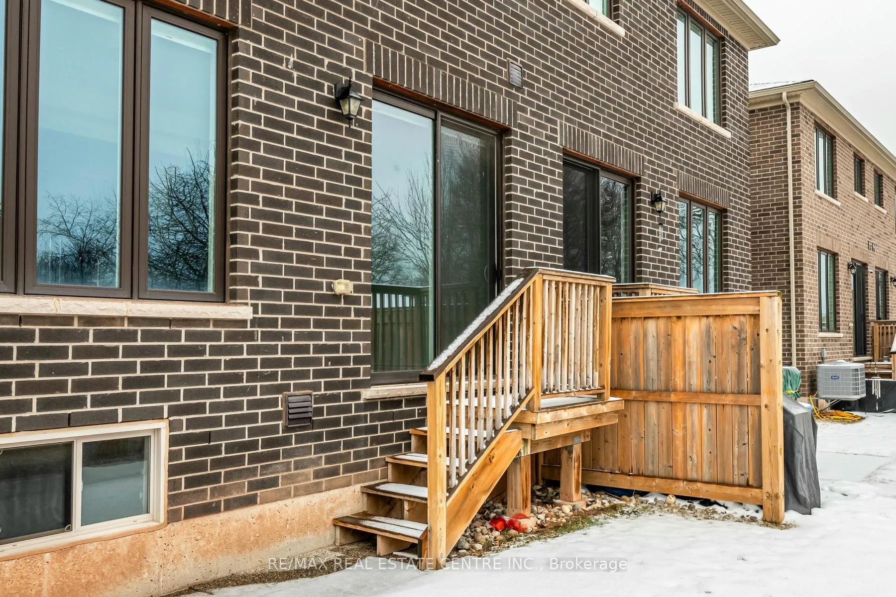 Photo 5 of Unit 47, 288 Glover Street, Hamilton, Fruitland — HOMEH