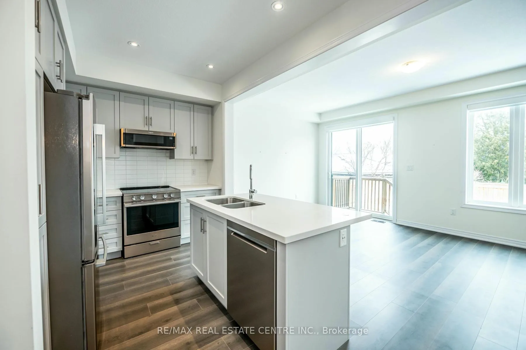 Photo 16 of Unit 47, 288 Glover Street, Hamilton, Fruitland — HOMEH