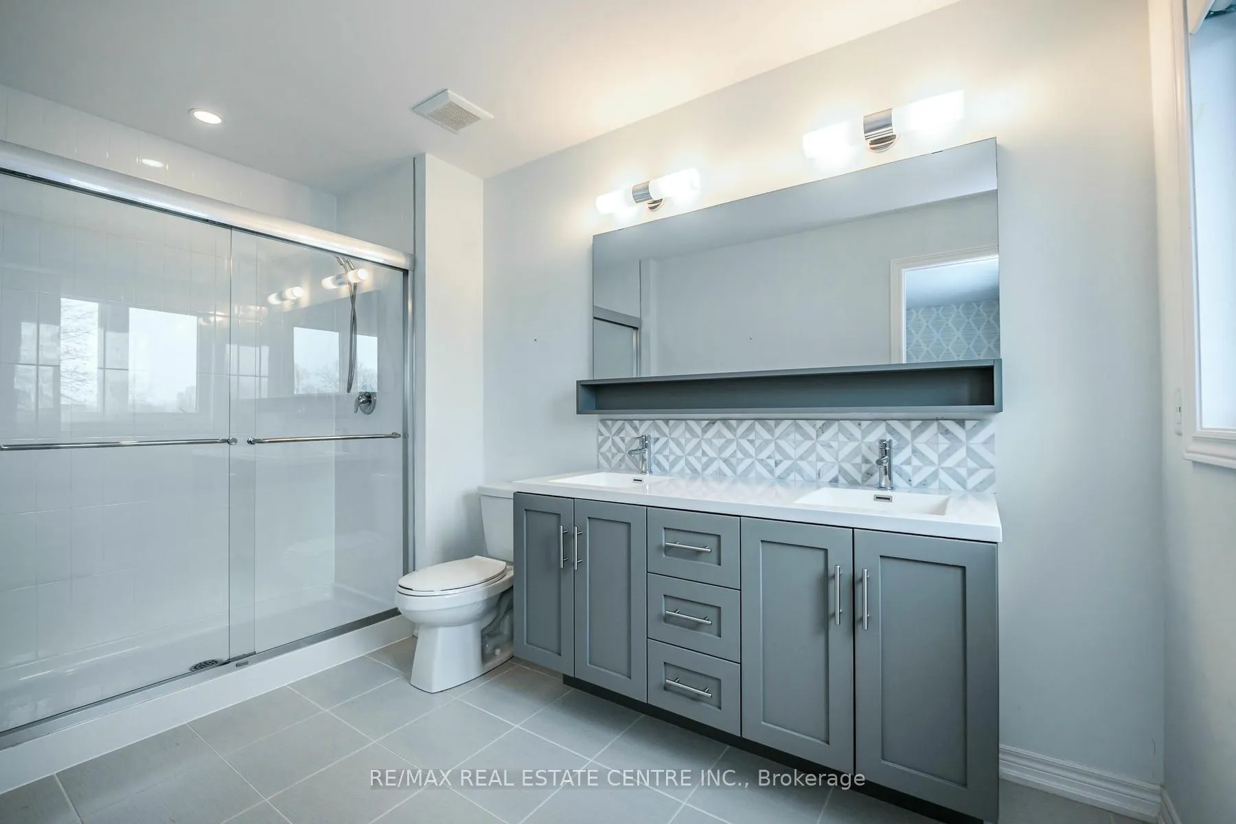 Photo 33 of Unit 47, 288 Glover Street, Hamilton, Fruitland — HOMEH
