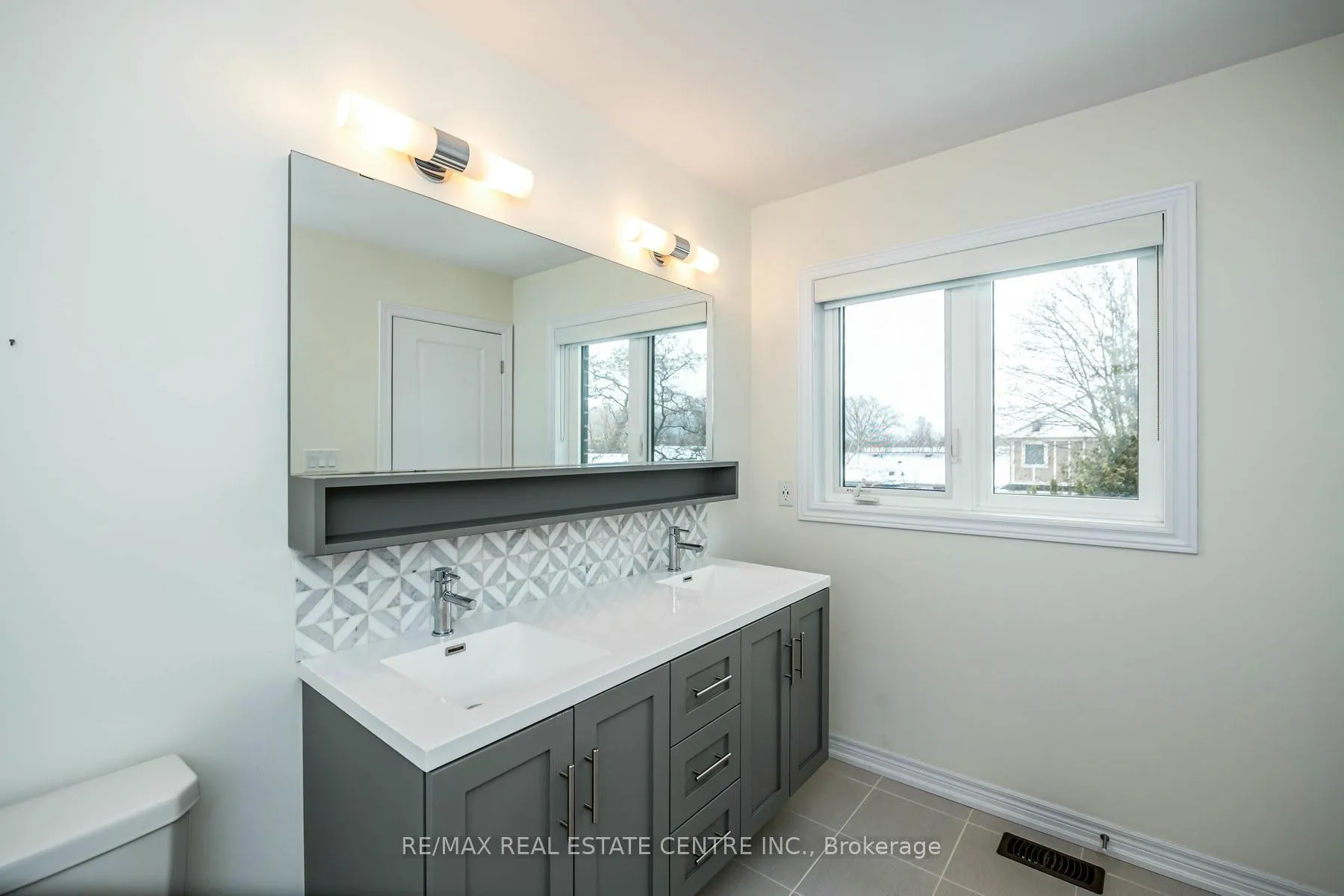 Photo 34 of Unit 47, 288 Glover Street, Hamilton, Fruitland — HOMEH