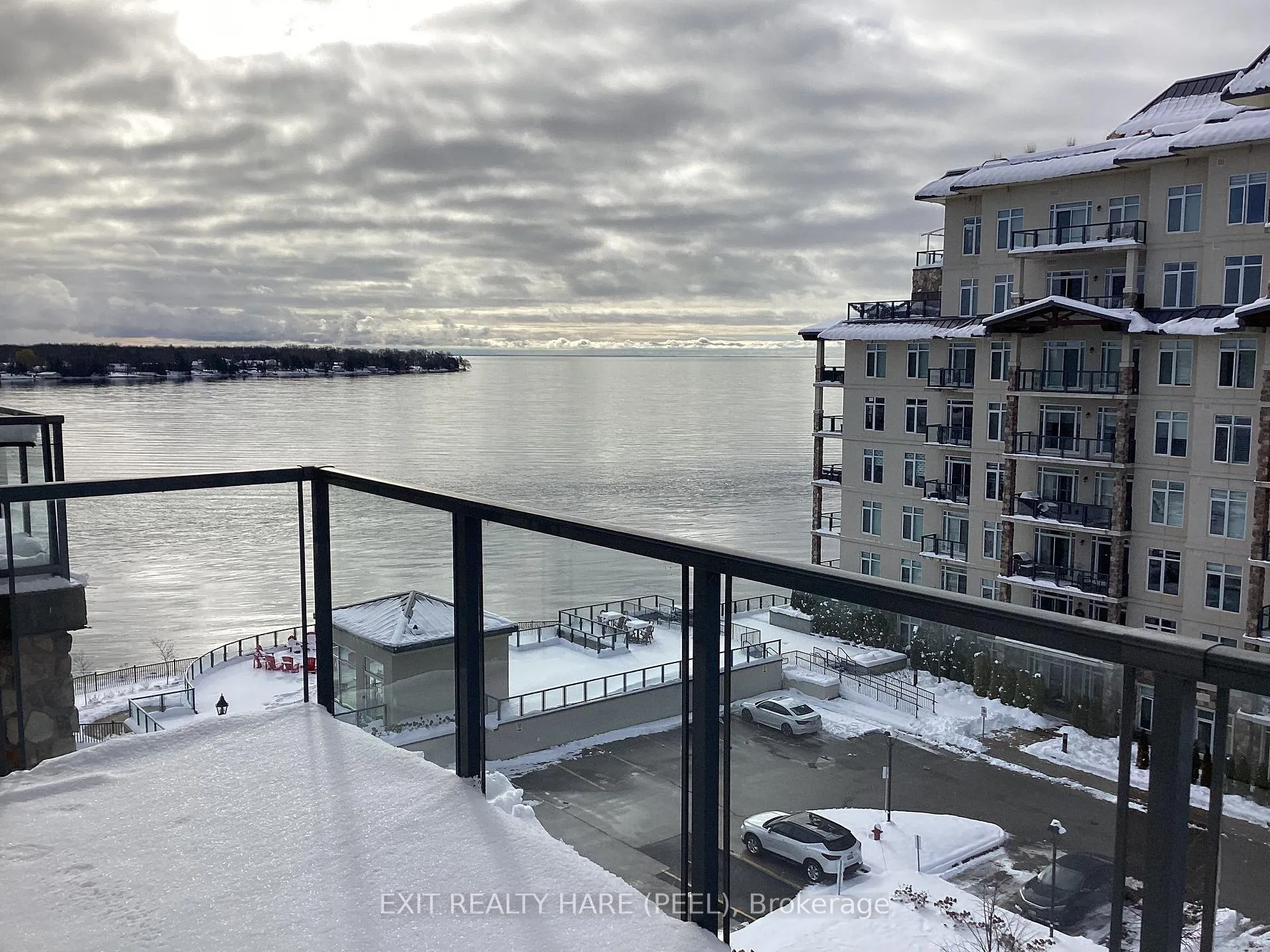 Front of Unit 606, 80 Orchard Point Road