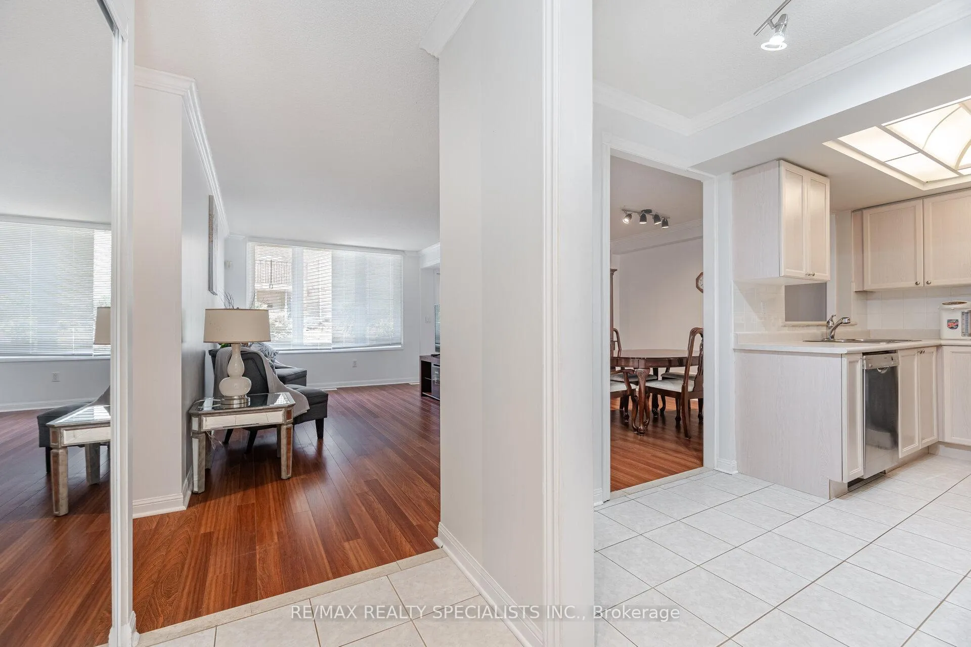 Photo 4 of Unit 825, 1400 The Esplanade N, Pickering, Town Centre — HOMEH