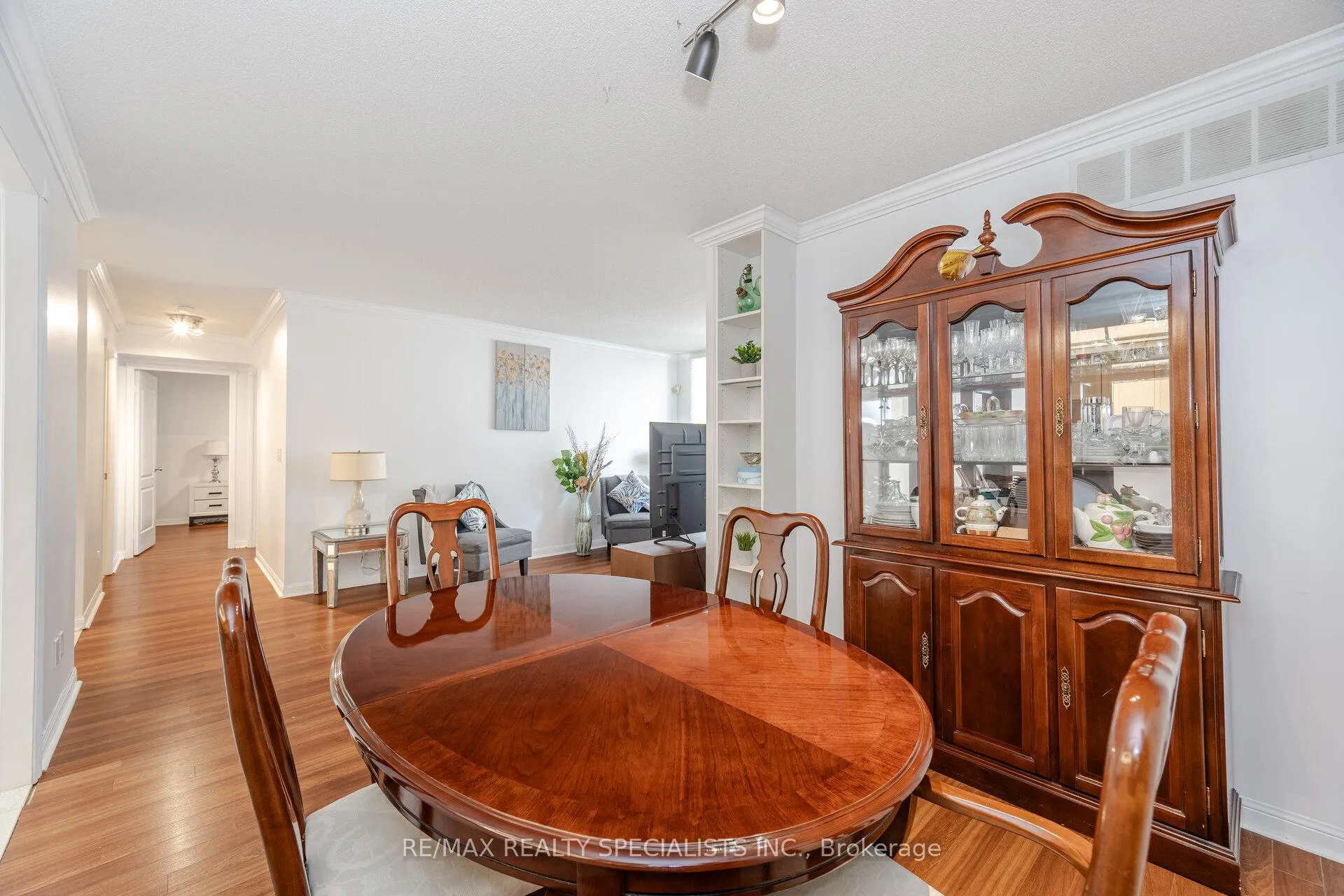 Photo 13 of Unit 825, 1400 The Esplanade N, Pickering, Town Centre — HOMEH