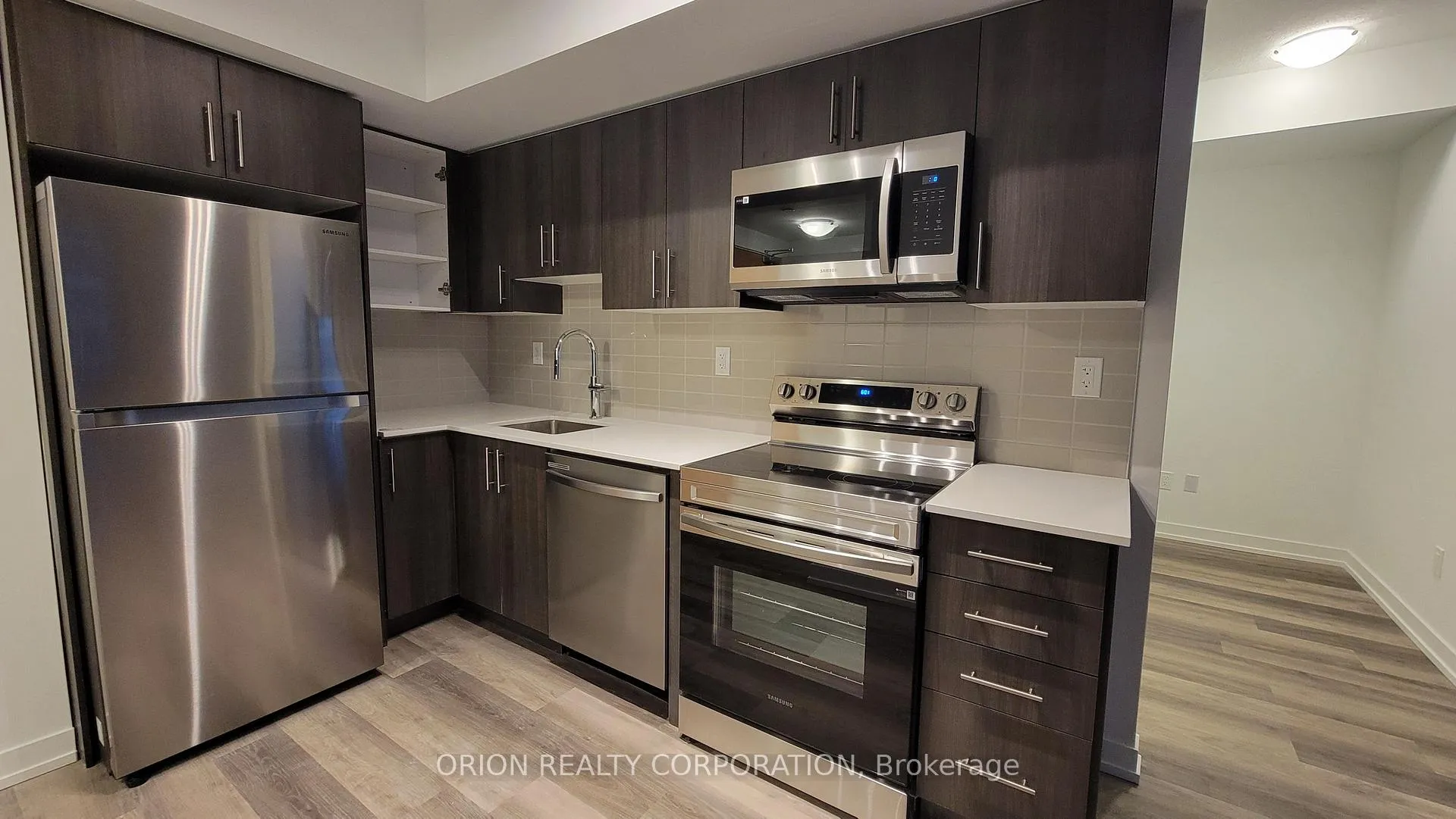Photo 5 of Unit 1705, 1435 Celebration Drive, Pickering, Bay Ridges — HOMEH