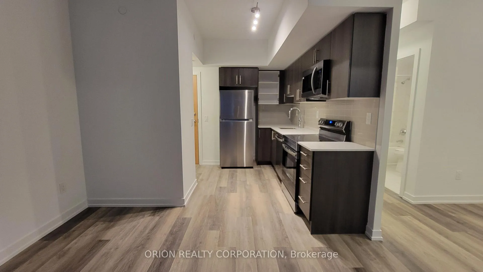 Photo 6 of Unit 1705, 1435 Celebration Drive, Pickering, Bay Ridges — HOMEH