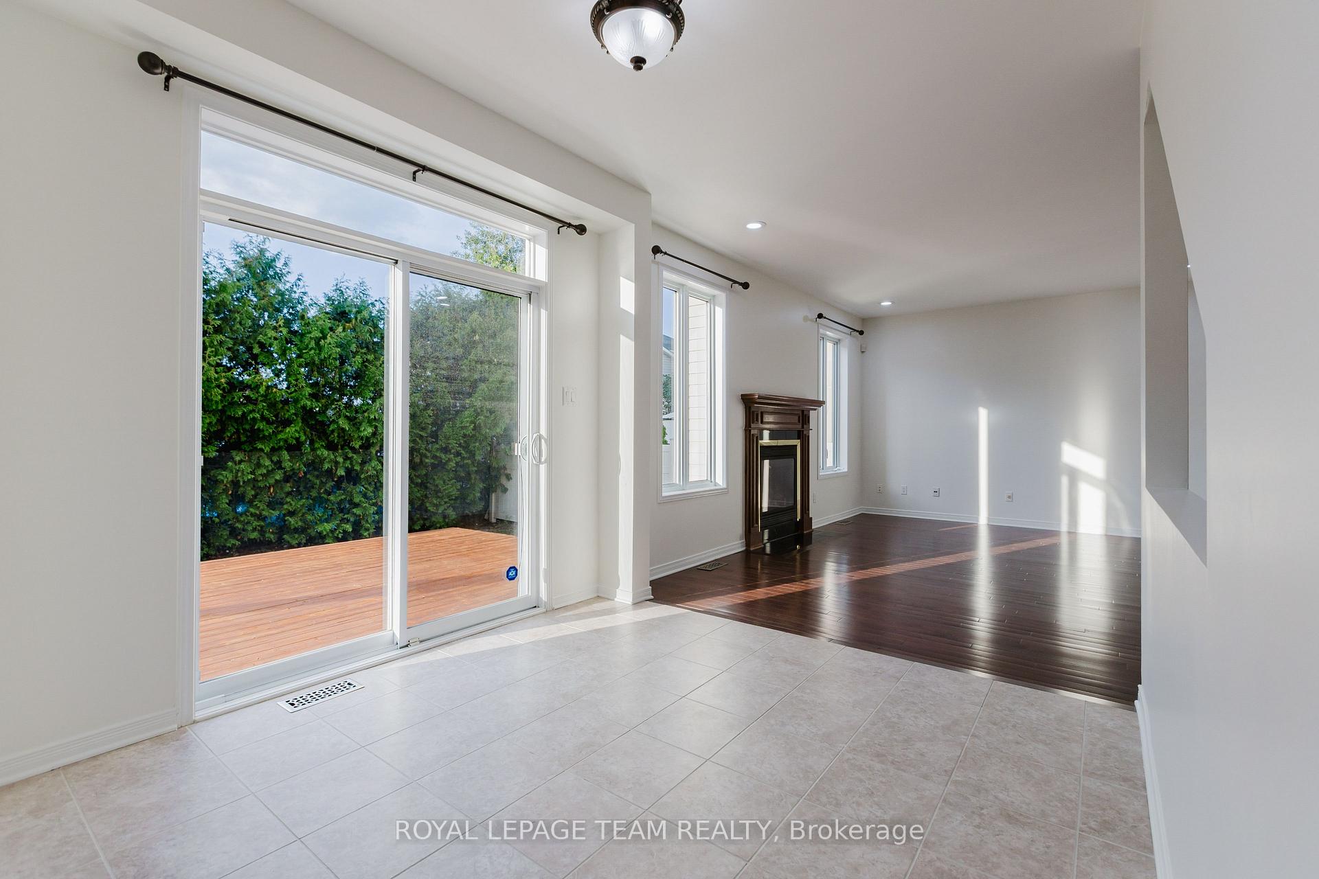 Photo 13 of 705 Clearbrook Drive, Ottawa, Barrhaven - Strandherd — HOMEH
