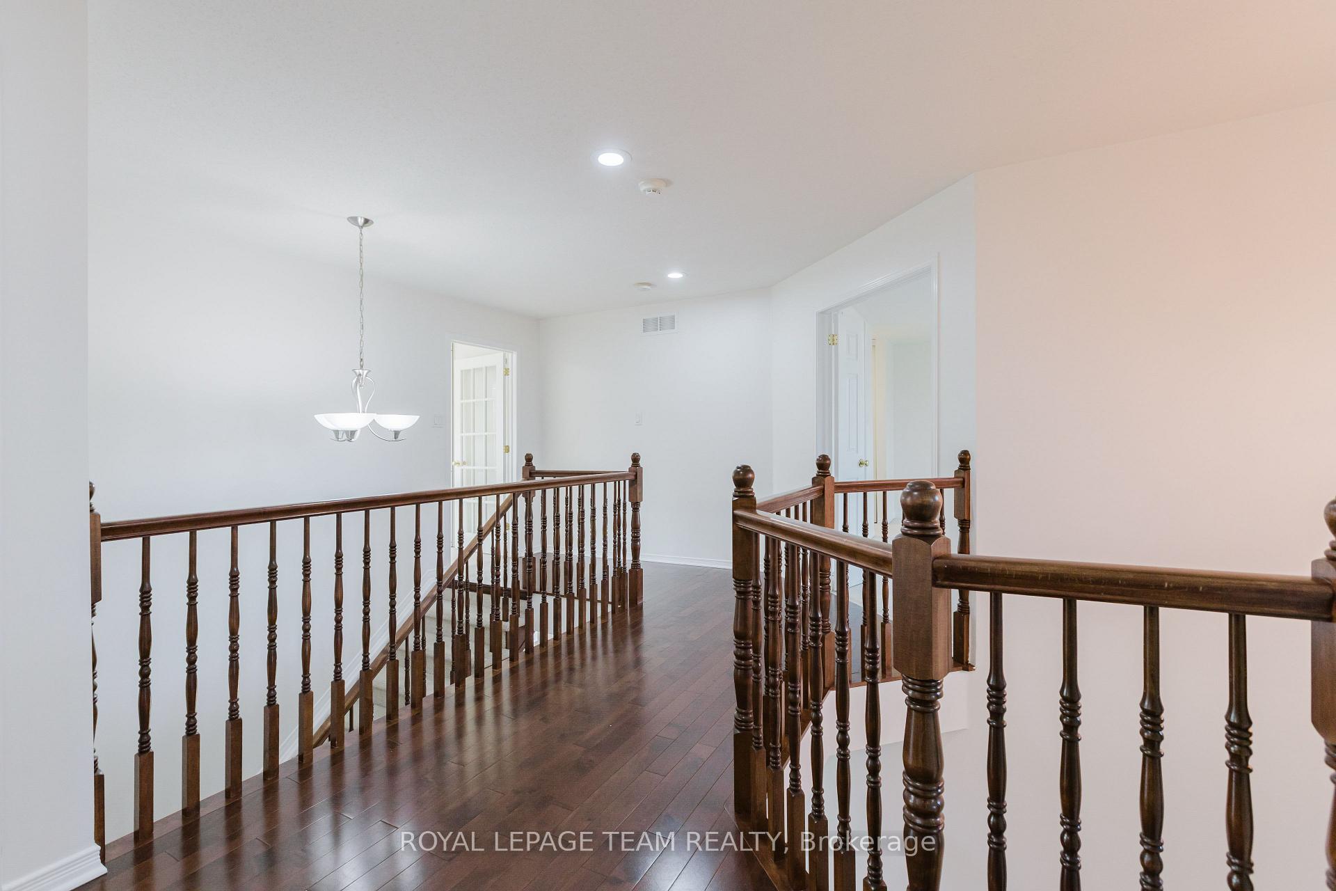 Photo 20 of 705 Clearbrook Drive, Ottawa, Barrhaven - Strandherd — HOMEH