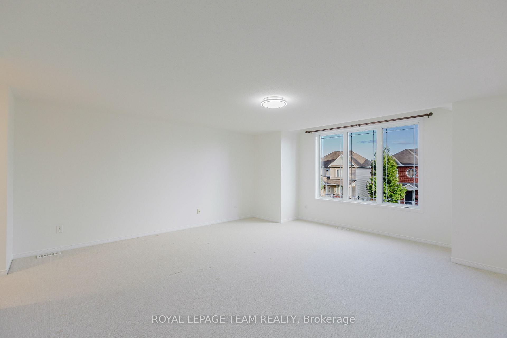 Photo 22 of 705 Clearbrook Drive, Ottawa, Barrhaven - Strandherd — HOMEH