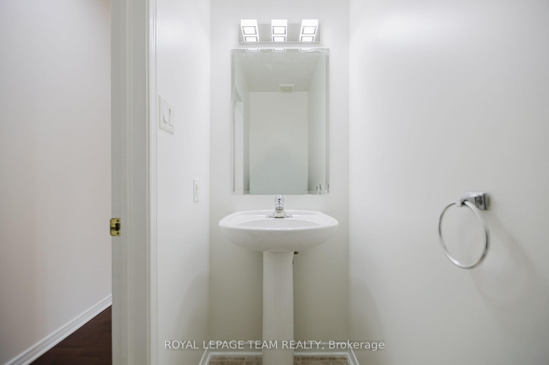 Photo 33 of 705 Clearbrook Drive, Ottawa, Barrhaven - Strandherd — HOMEH