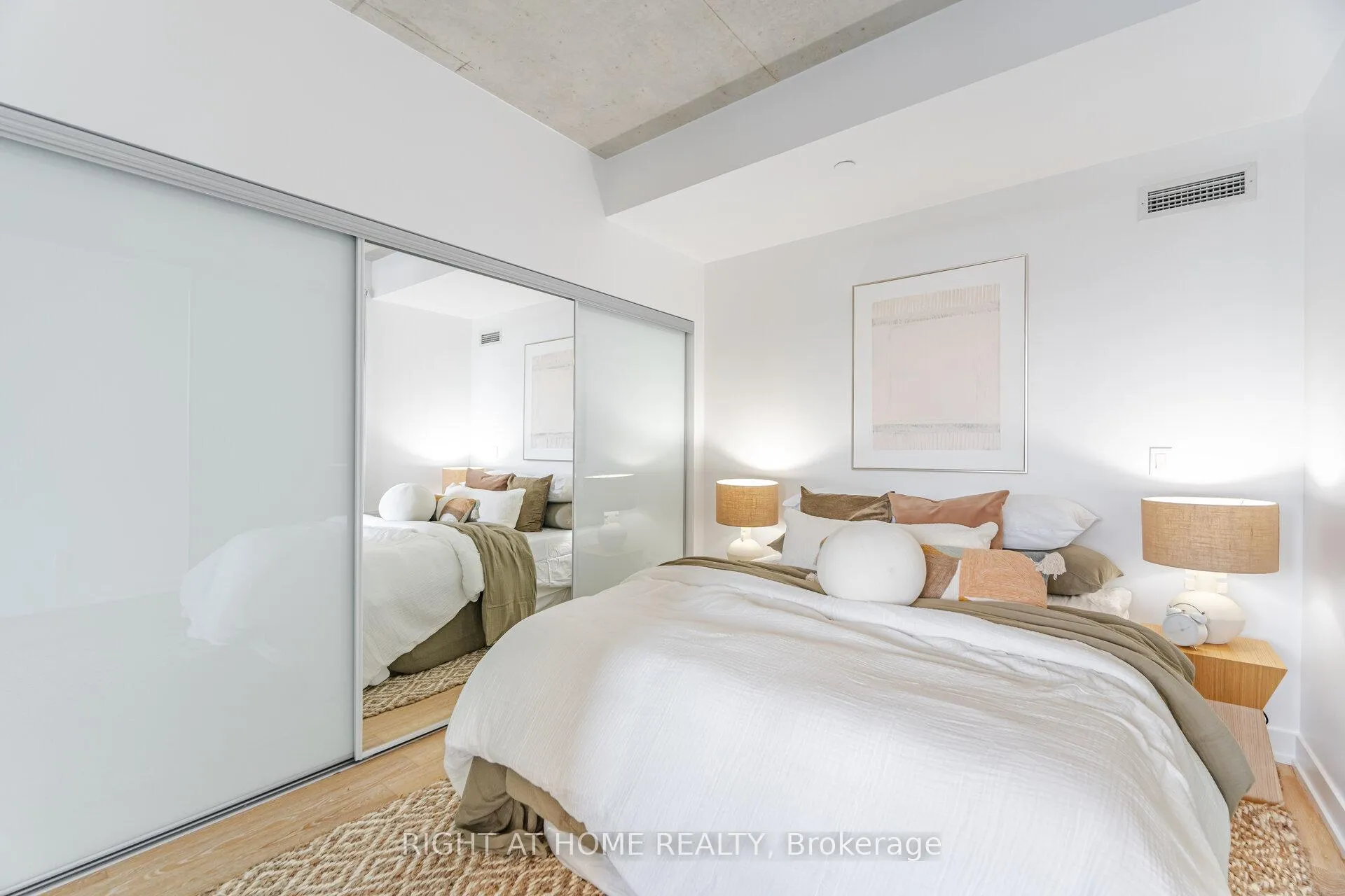 Photo 6 of Unit 527, 1190 Dundas Street, Toronto, South Riverdale — HOMEH