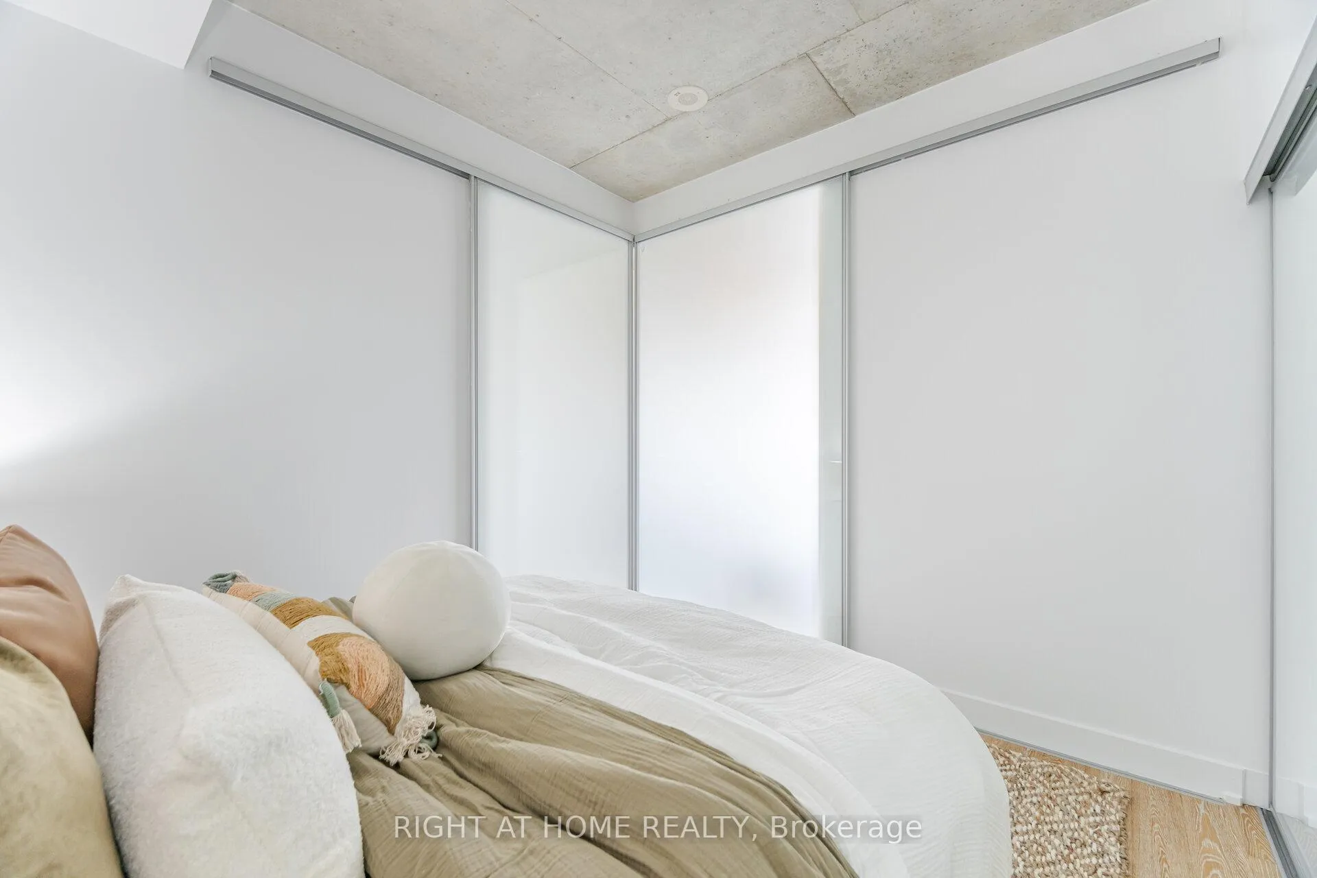 Photo 14 of Unit 527, 1190 Dundas Street, Toronto, South Riverdale — HOMEH