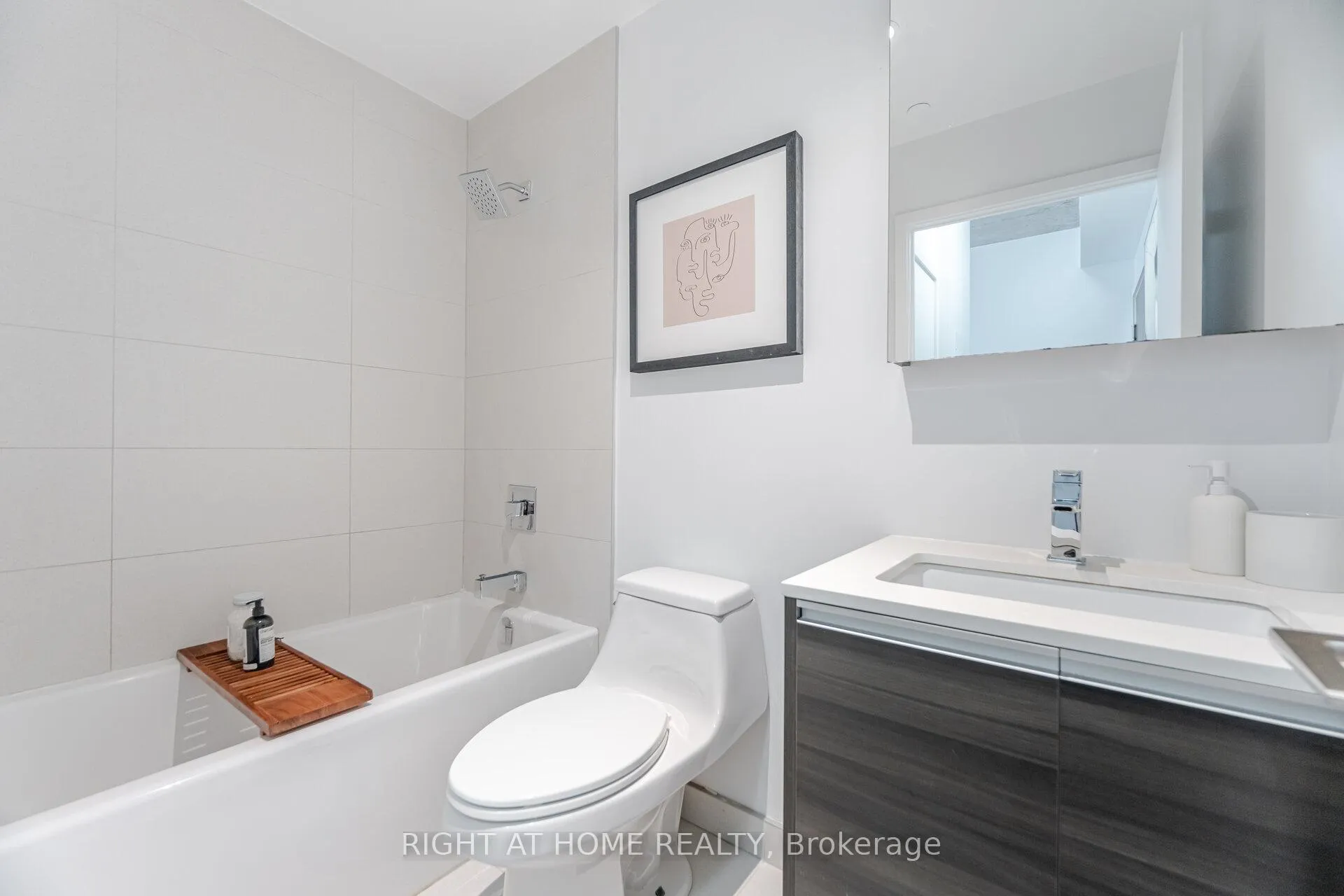 Photo 15 of Unit 527, 1190 Dundas Street, Toronto, South Riverdale — HOMEH