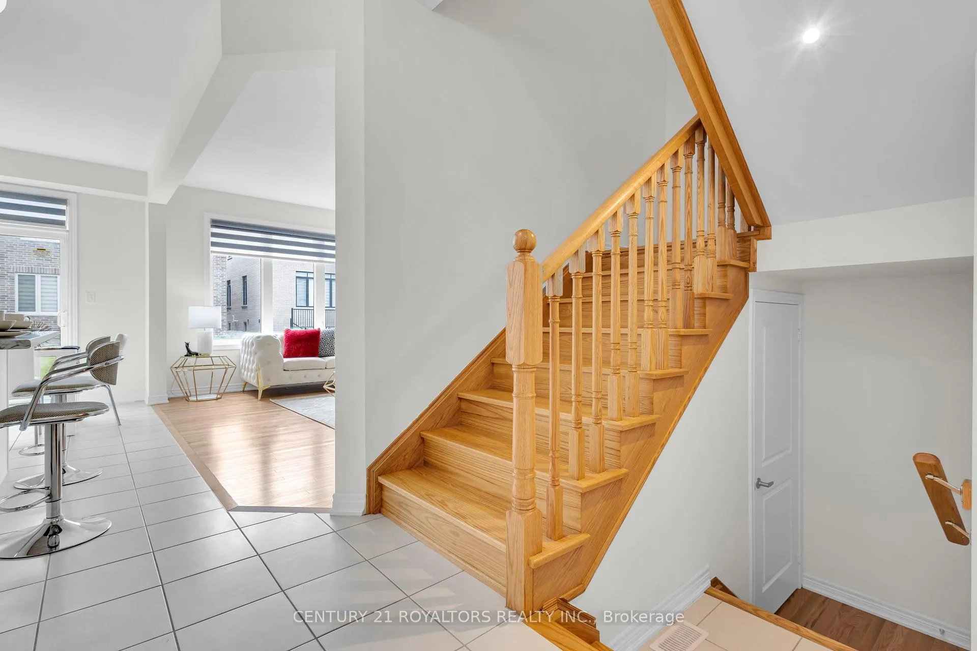 Photo 11 of 1308 Klondike Drive, Oshawa, Kedron — HOMEH