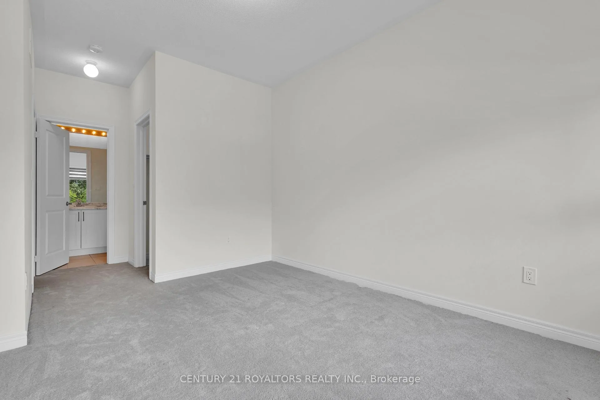 Photo 32 of 1308 Klondike Drive, Oshawa, Kedron — HOMEH