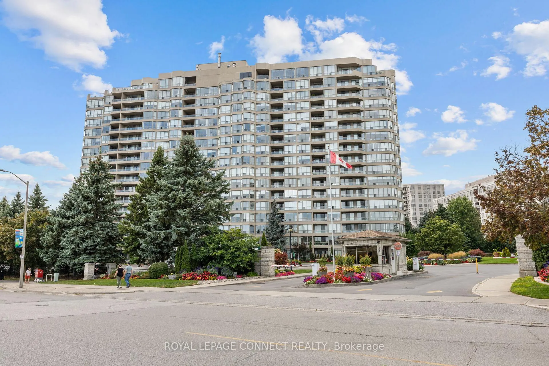Photo 1 of Unit 422, 1880 Valley Farm Road, Pickering, Town Centre — HOMEH
