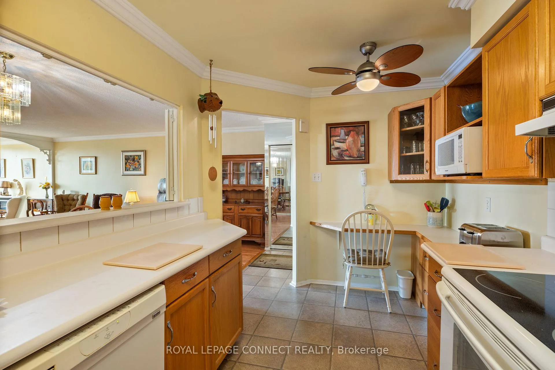 Photo 19 of Unit 422, 1880 Valley Farm Road, Pickering, Town Centre — HOMEH