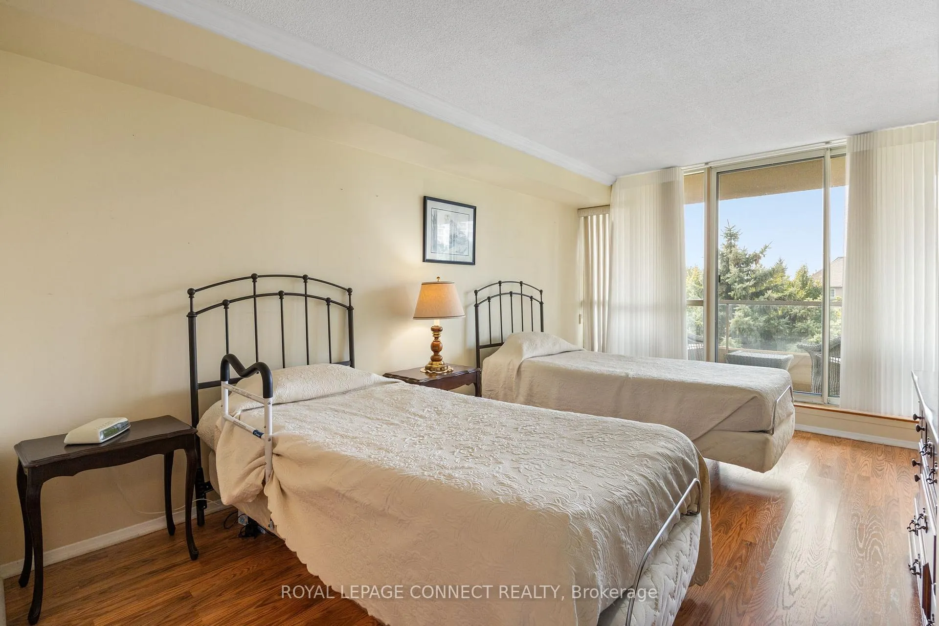 Photo 22 of Unit 422, 1880 Valley Farm Road, Pickering, Town Centre — HOMEH