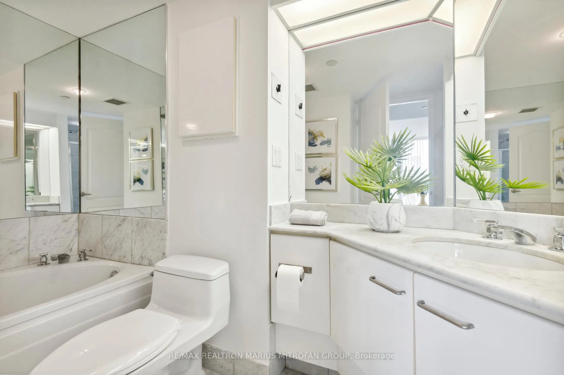 Photo 30 of Unit 1613, 38 Elm Street, Toronto, Bay Street Corridor — HOMEH