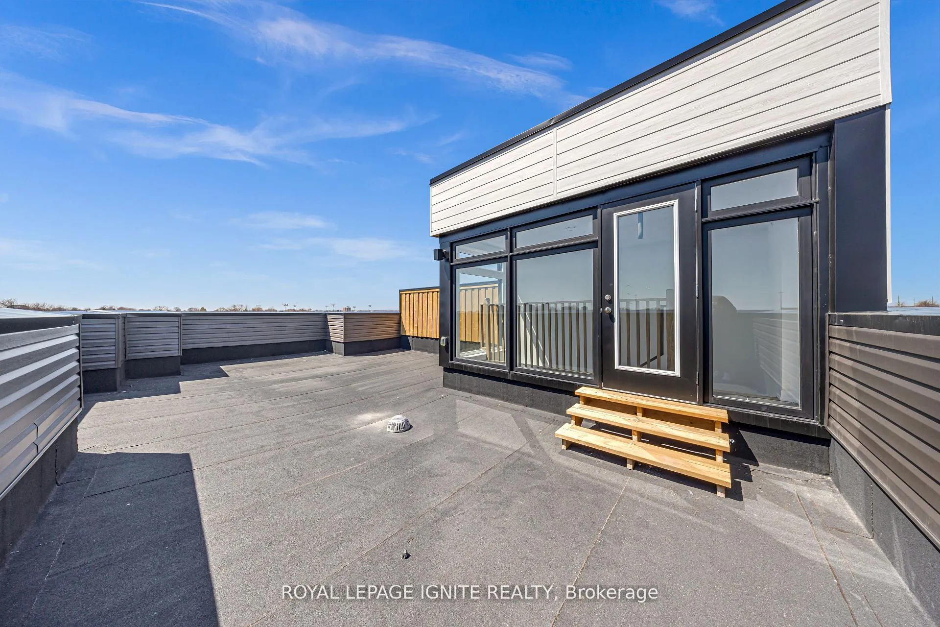 Photo 33 of Unit 2, 188 Angus Drive, Ajax, Central — HOMEH