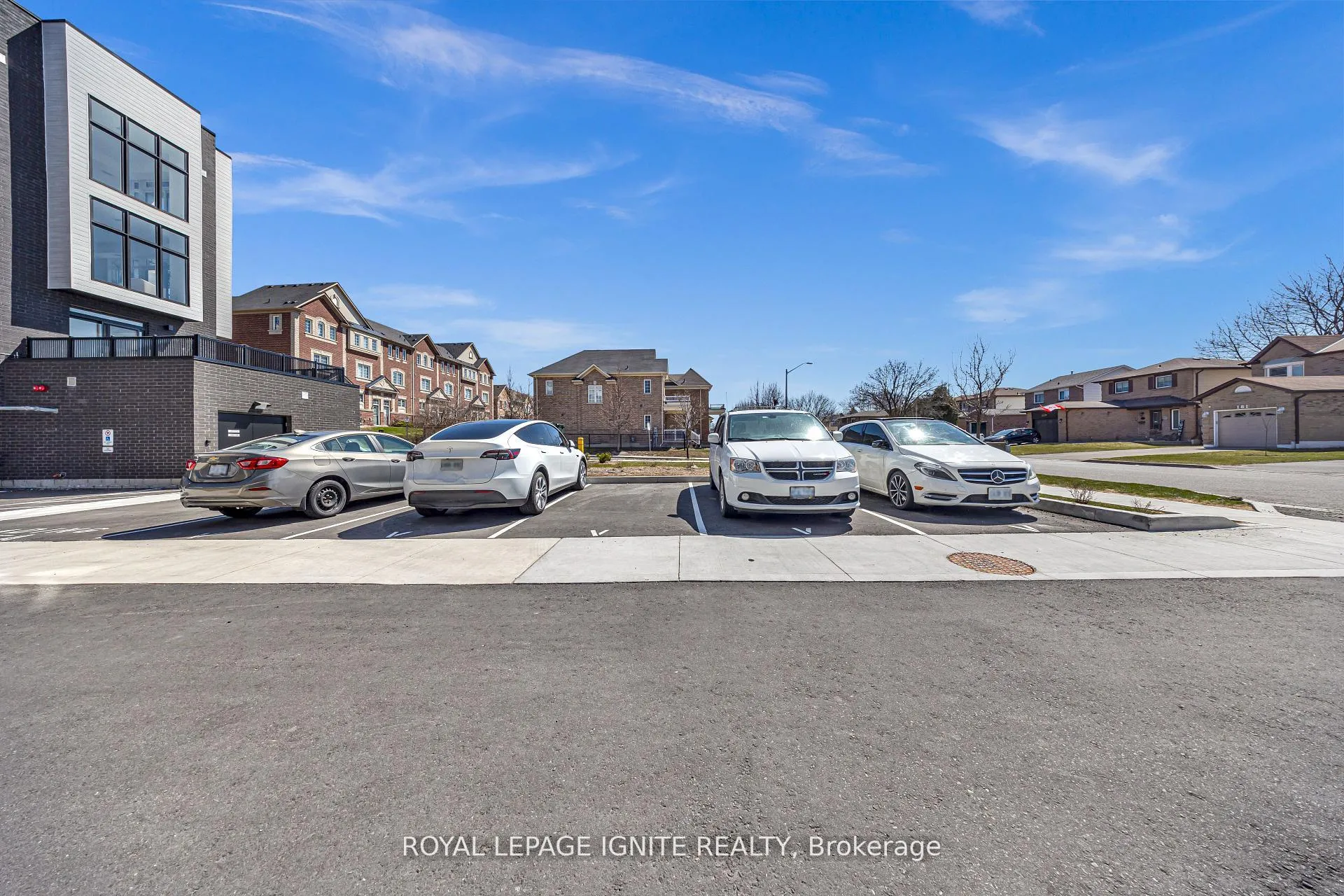 Photo 34 of Unit 2, 188 Angus Drive, Ajax, Central — HOMEH