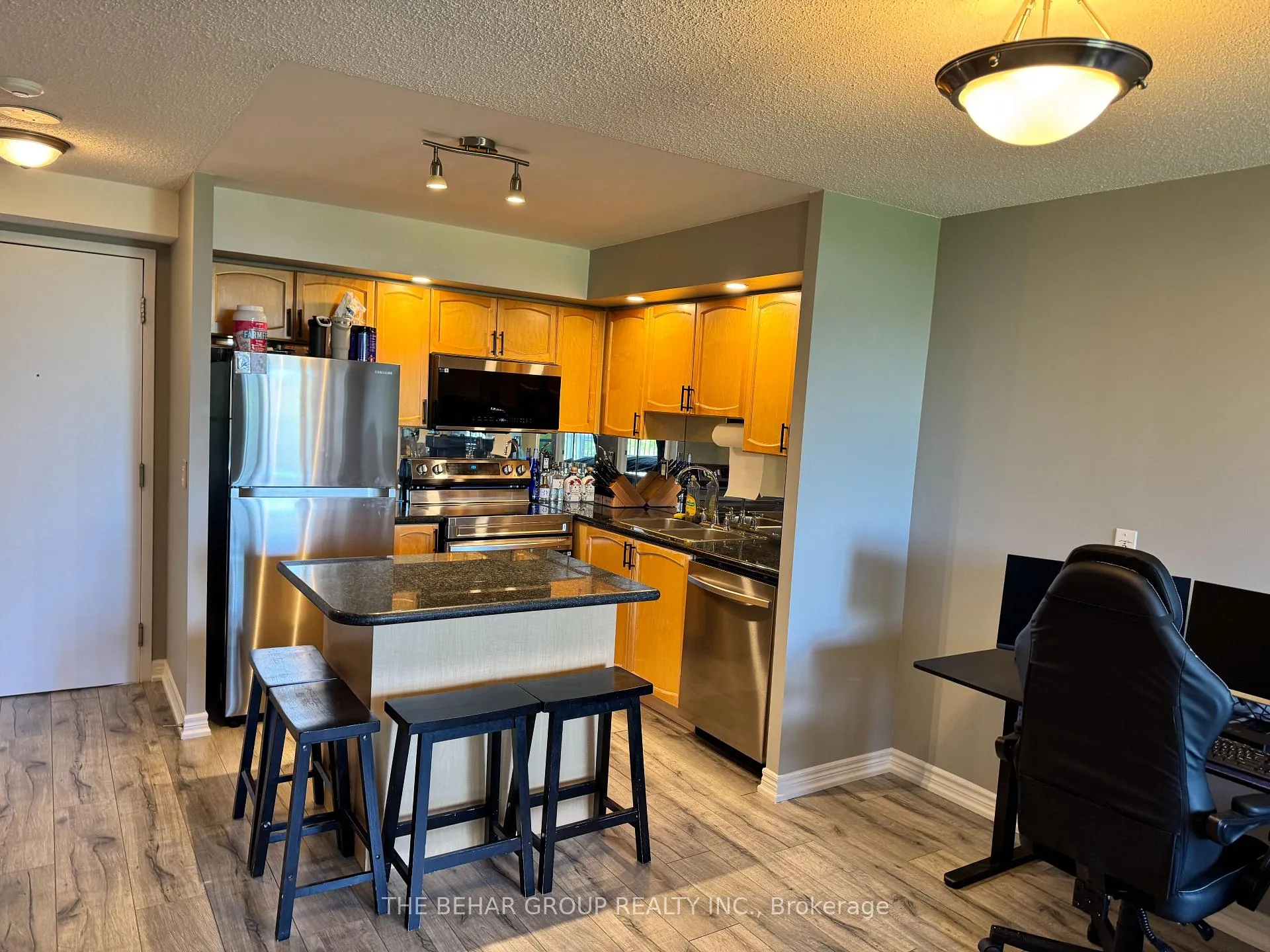 Photo 6 of Unit 323, 33 Cox Boulevard, Markham, Unionville — HOMEH