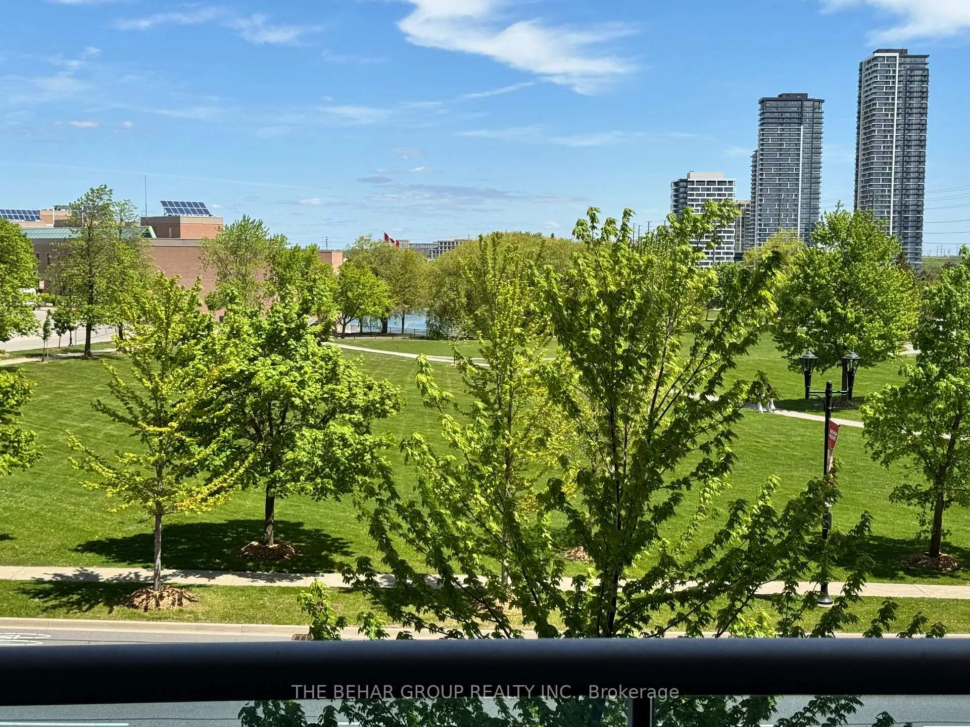 Photo 8 of Unit 323, 33 Cox Boulevard, Markham, Unionville — HOMEH