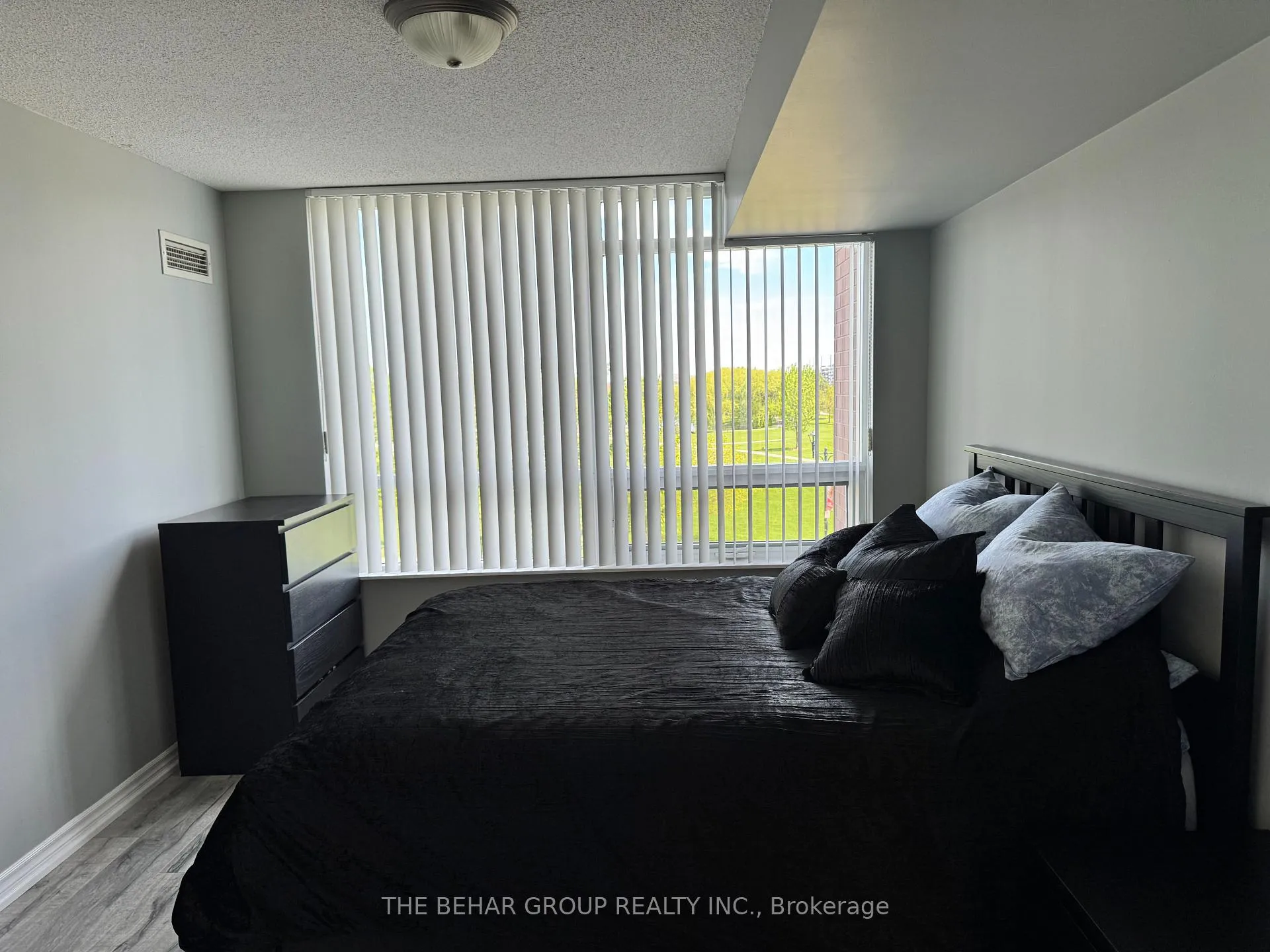 Photo 10 of Unit 323, 33 Cox Boulevard, Markham, Unionville — HOMEH
