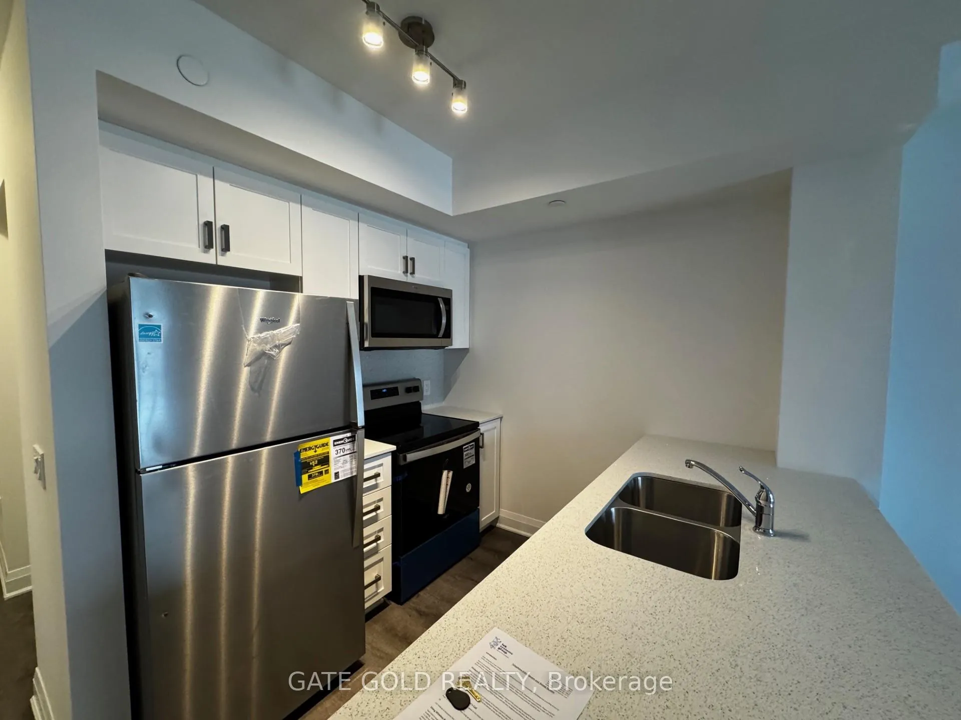 Photo 2 of Unit 209, 1936 Rymal Road E, Hamilton, Rural Glanbrook — HOMEH