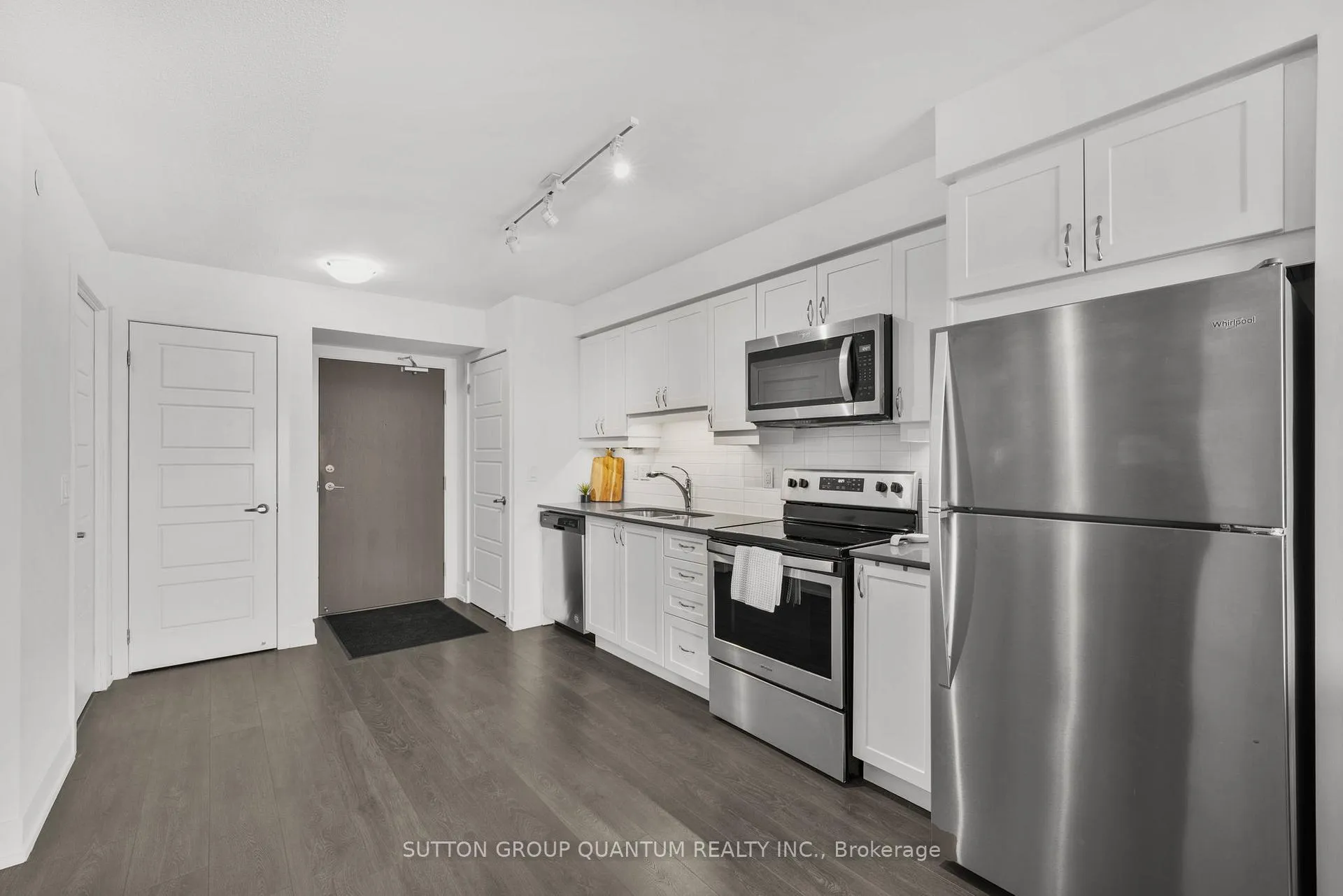 Photo 11 of Unit 1103, 1255 Bayly Street, Pickering, Bay Ridges — HOMEH