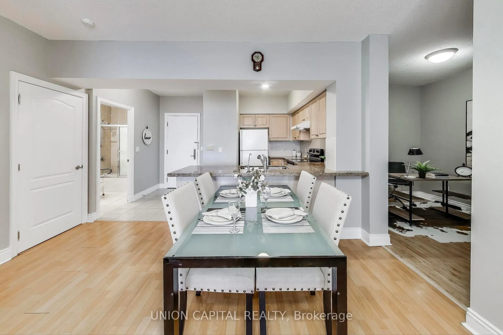Photo 9 of Unit 906, 51 Saddlecreek Drive W, Markham, Commerce Valley — HOMEH