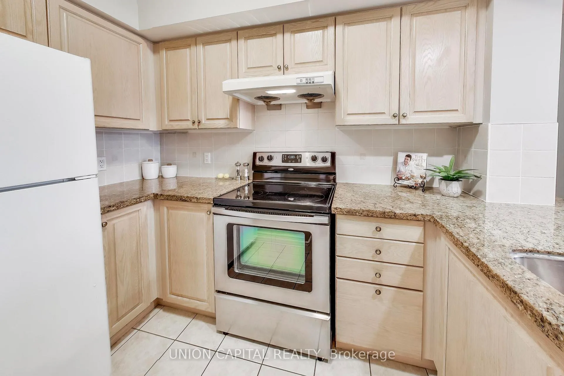 Photo 13 of Unit 906, 51 Saddlecreek Drive W, Markham, Commerce Valley — HOMEH
