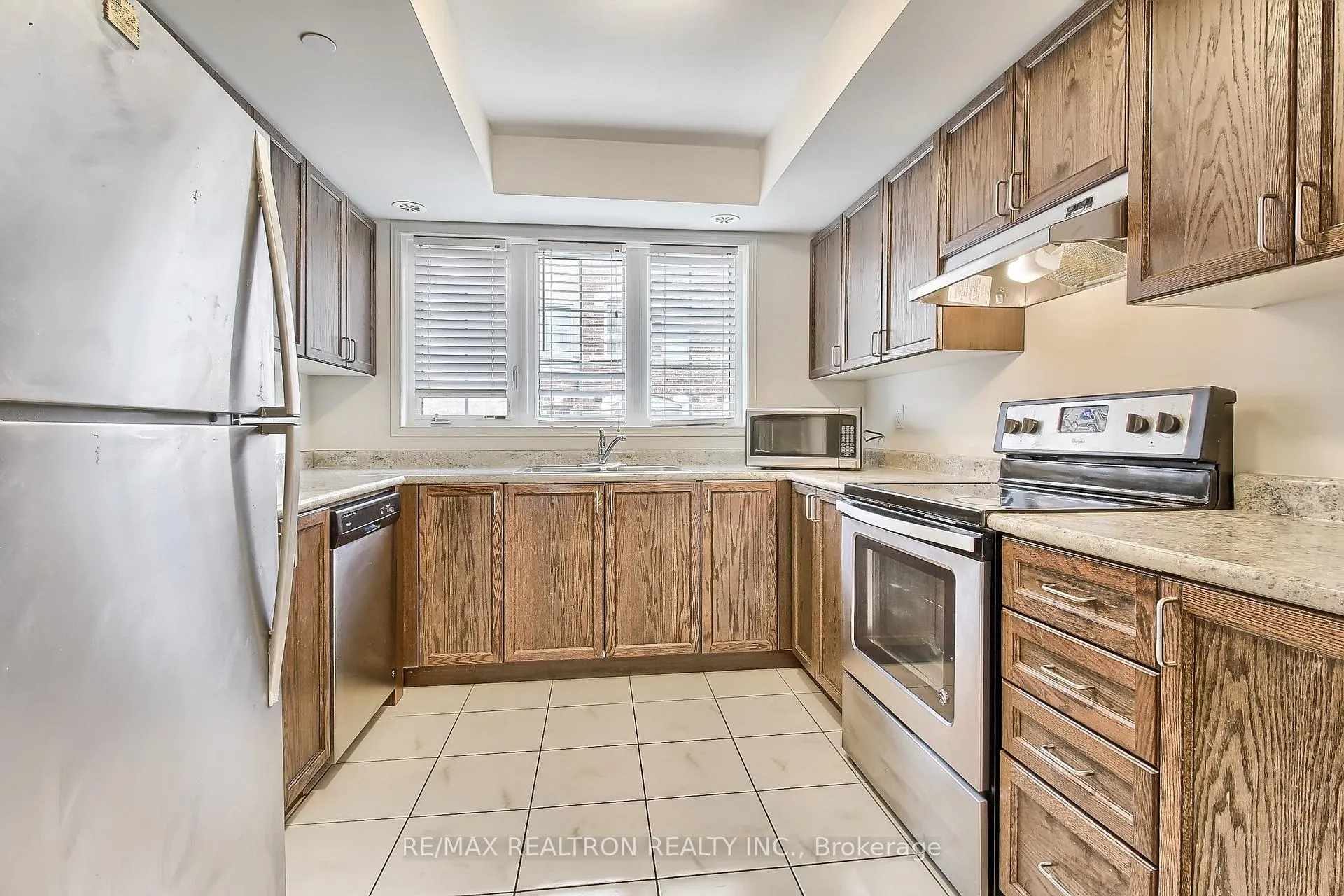 Photo 8 of Unit 424, 2201 Chevron Prince Path, Oshawa, Windfields — HOMEH