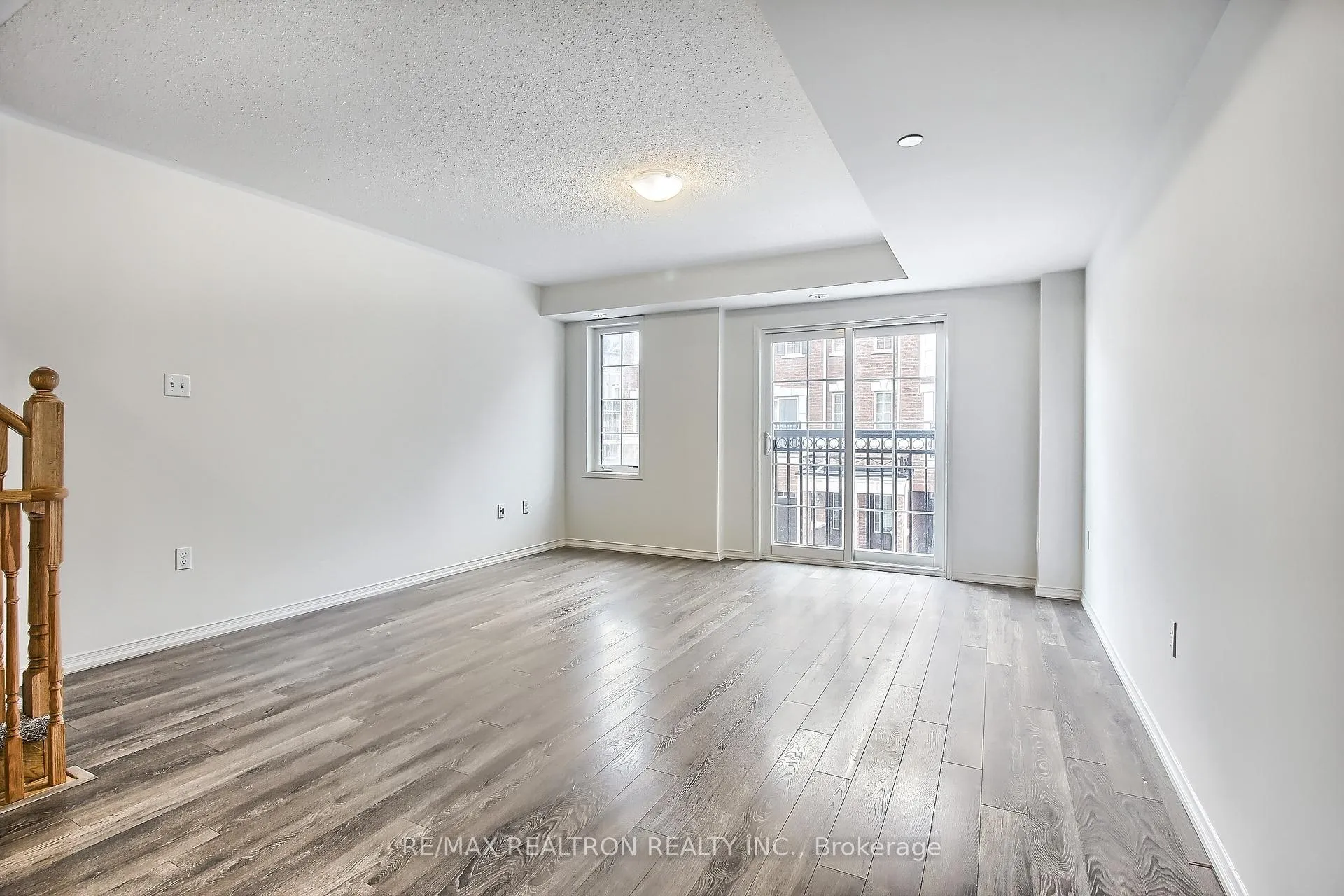 Photo 14 of Unit 424, 2201 Chevron Prince Path, Oshawa, Windfields — HOMEH