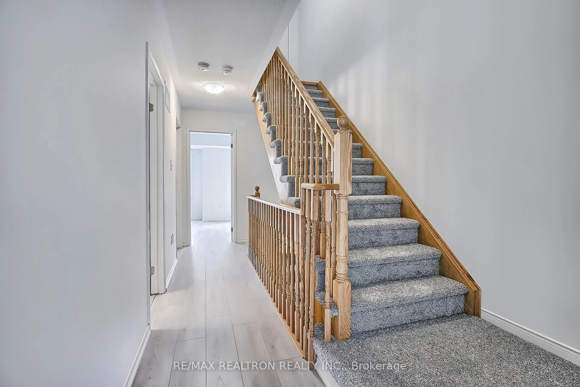 Photo 19 of Unit 424, 2201 Chevron Prince Path, Oshawa, Windfields — HOMEH