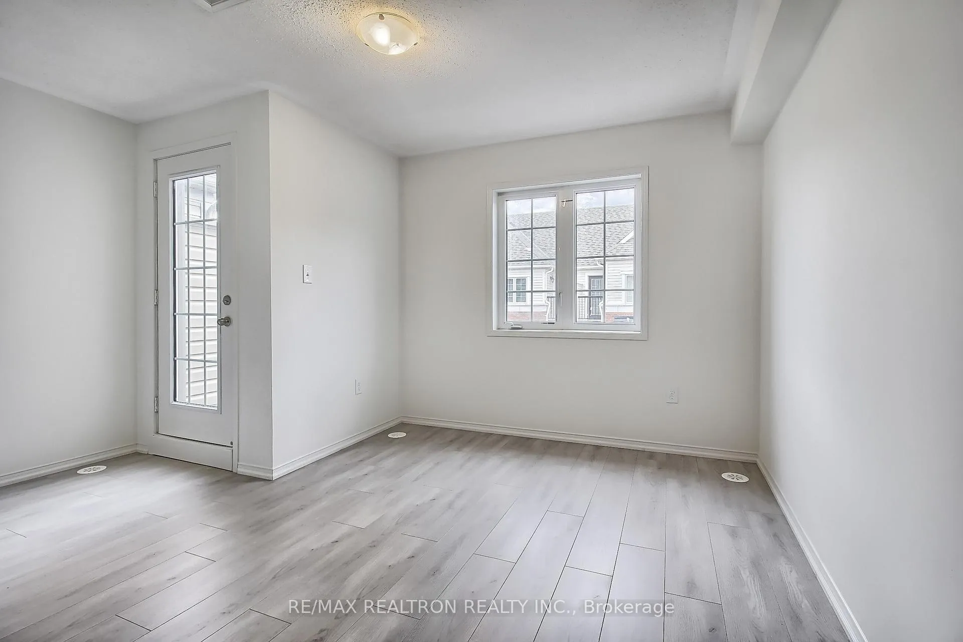Photo 28 of Unit 424, 2201 Chevron Prince Path, Oshawa, Windfields — HOMEH